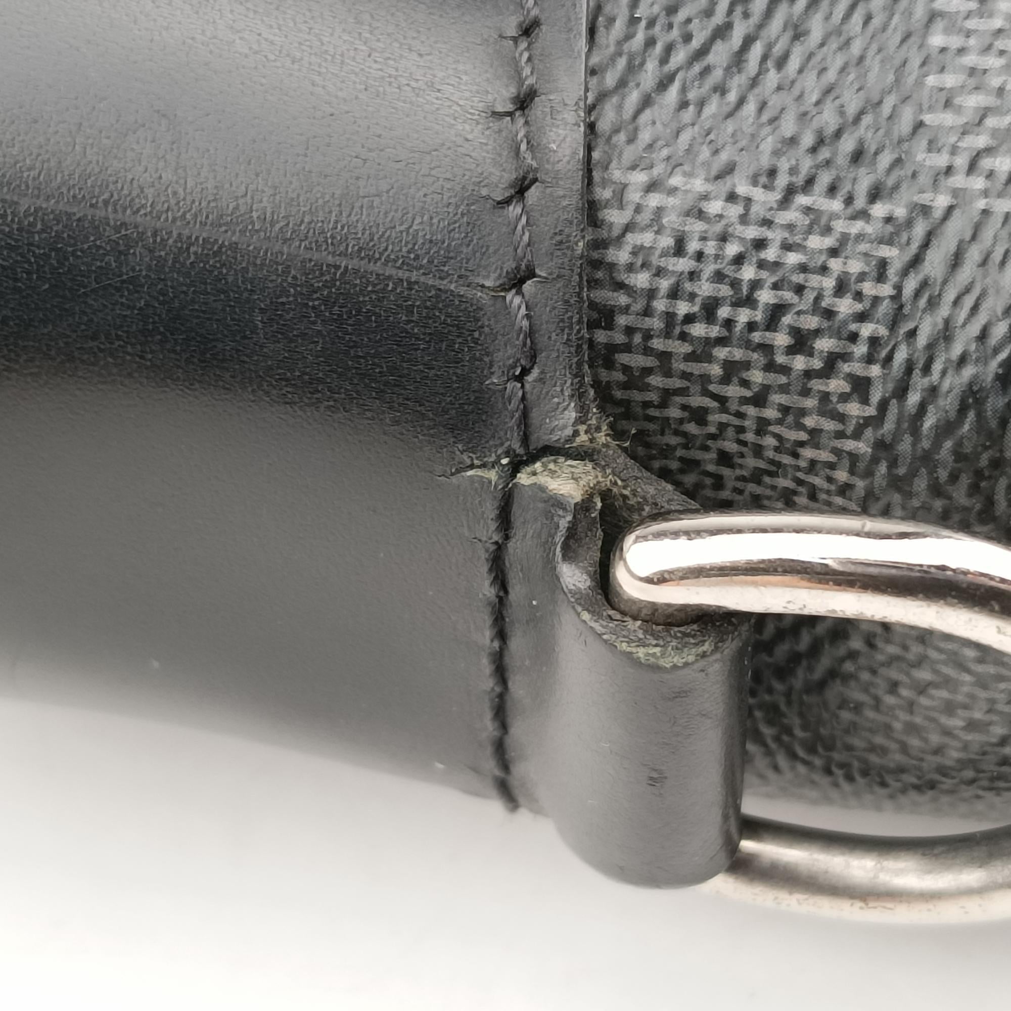 Secondhand Louis Vuitton TADAO Noir Damier Graphite N51192 shoulderbag | stylenewstar