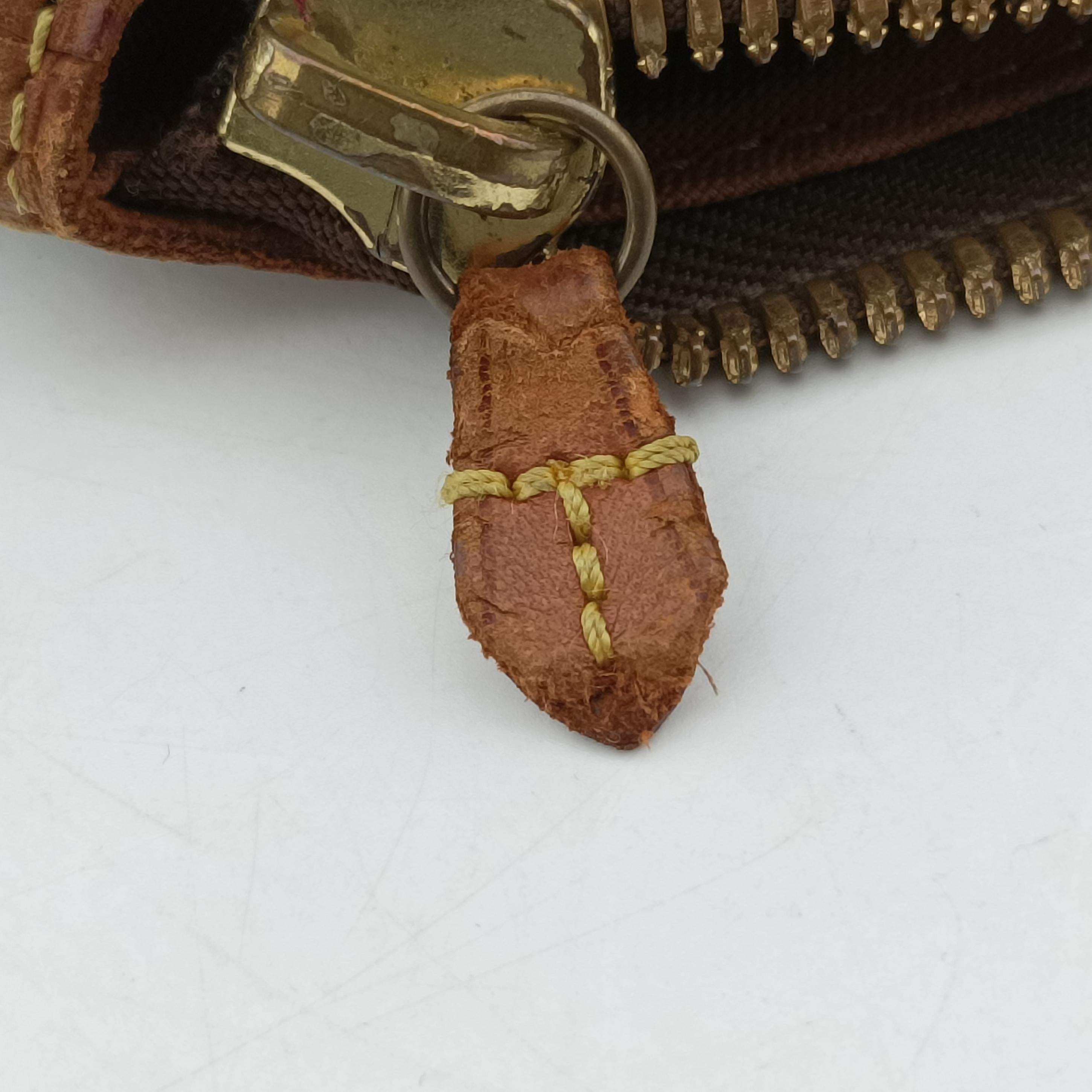 Pre-owned Louis Vuitton LOCKIT Brown Monogram Canvas M40103 handbag | stylenewstar