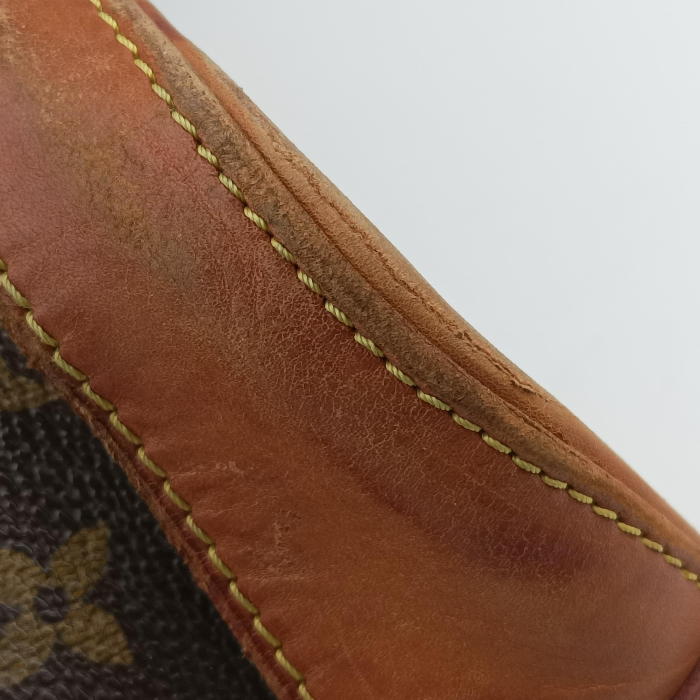 Pre-owned Louis Vuitton LOCKIT Brown Monogram Canvas M40103 handbag | stylenewstar