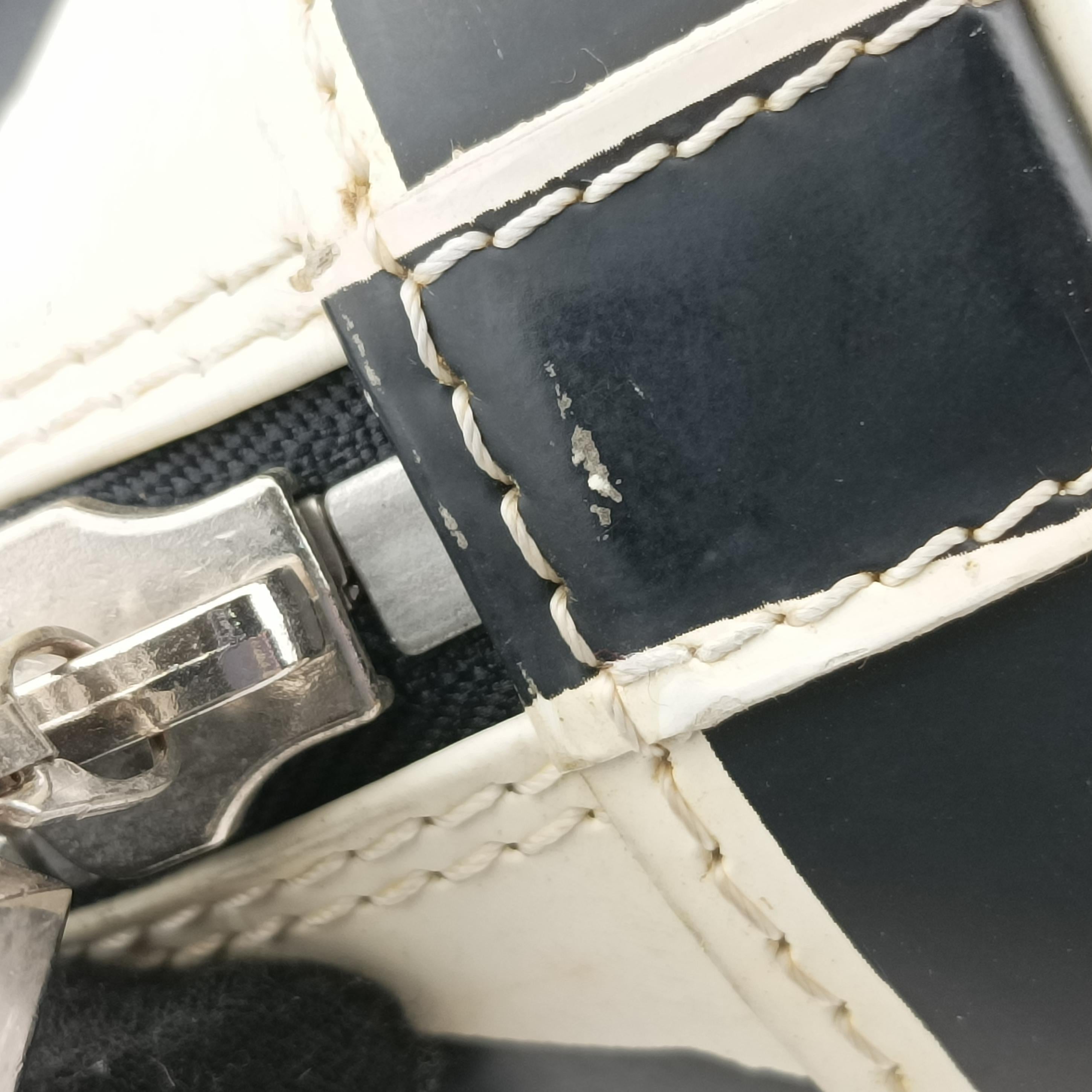 Pre-owned Louis Vuitton Alma Horizontal White x Black Monogram Graffiti M92175 handbag | stylenewstar
