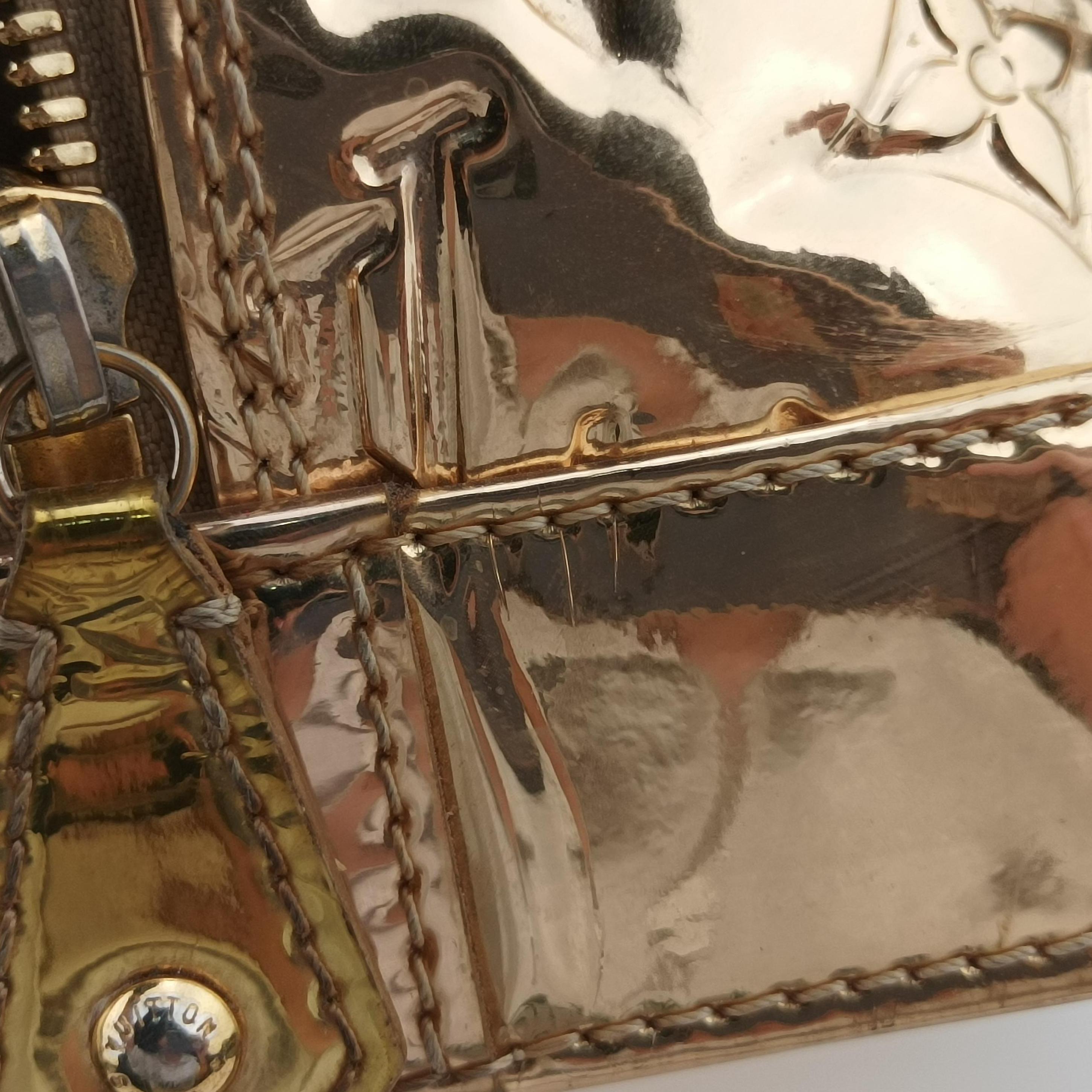 Pre-owned Louis Vuitton Alma GM dore Monogram Miroir M95274 handbag | stylenewstar