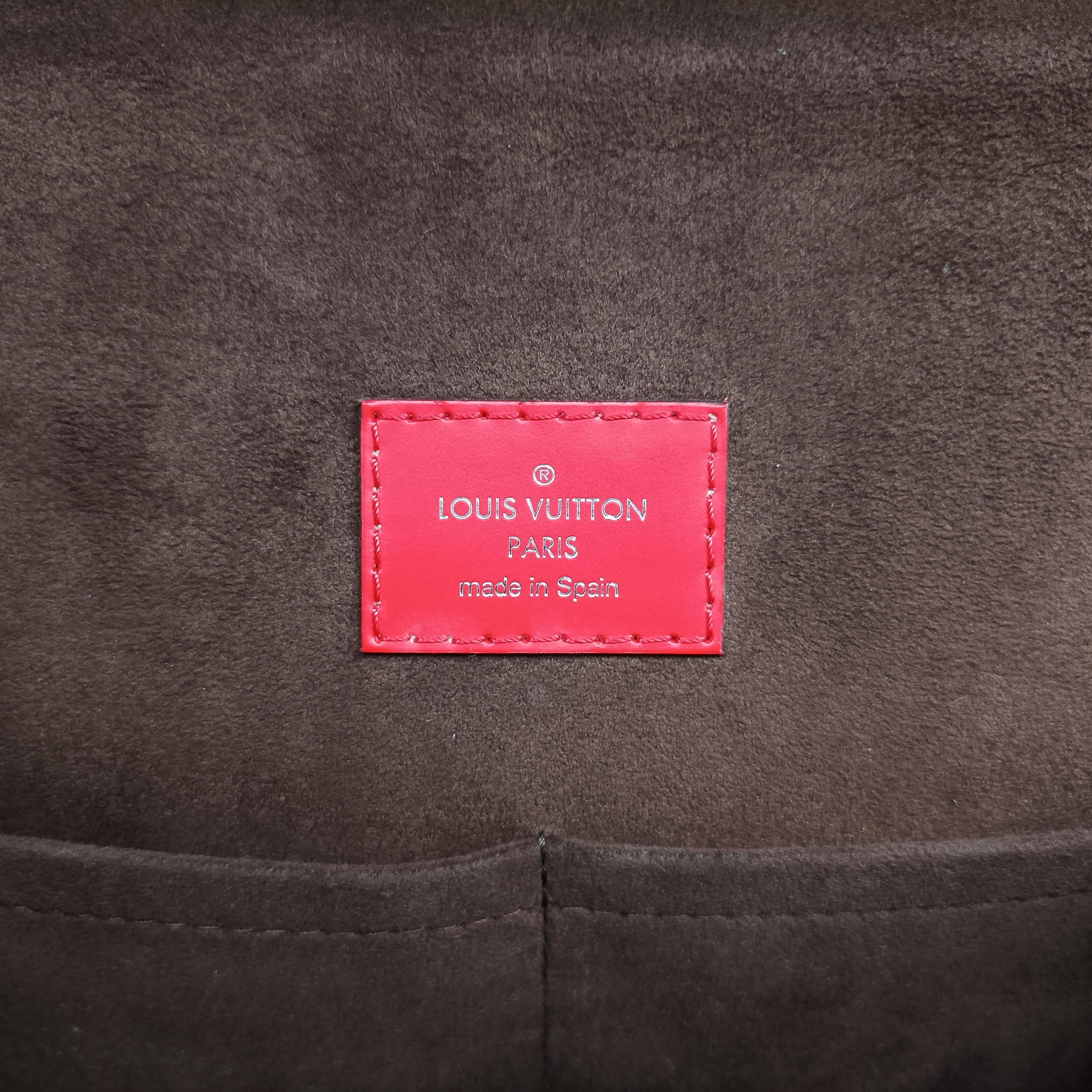 Pre-owned Louis Vuitton ClunyBB Red Epi M4205 shoulderbag | stylenewstar