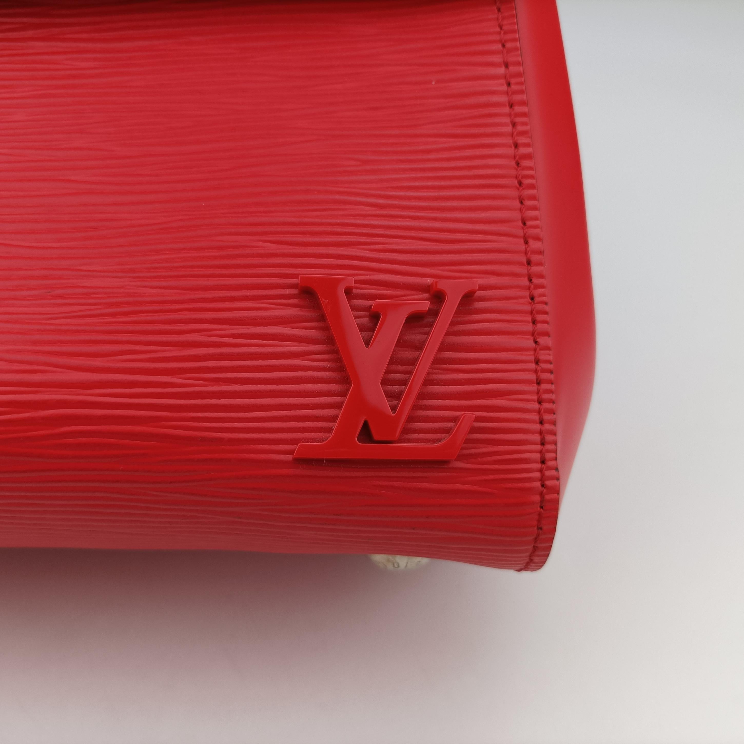 Pre-owned Louis Vuitton ClunyBB Red Epi M4205 shoulderbag | stylenewstar