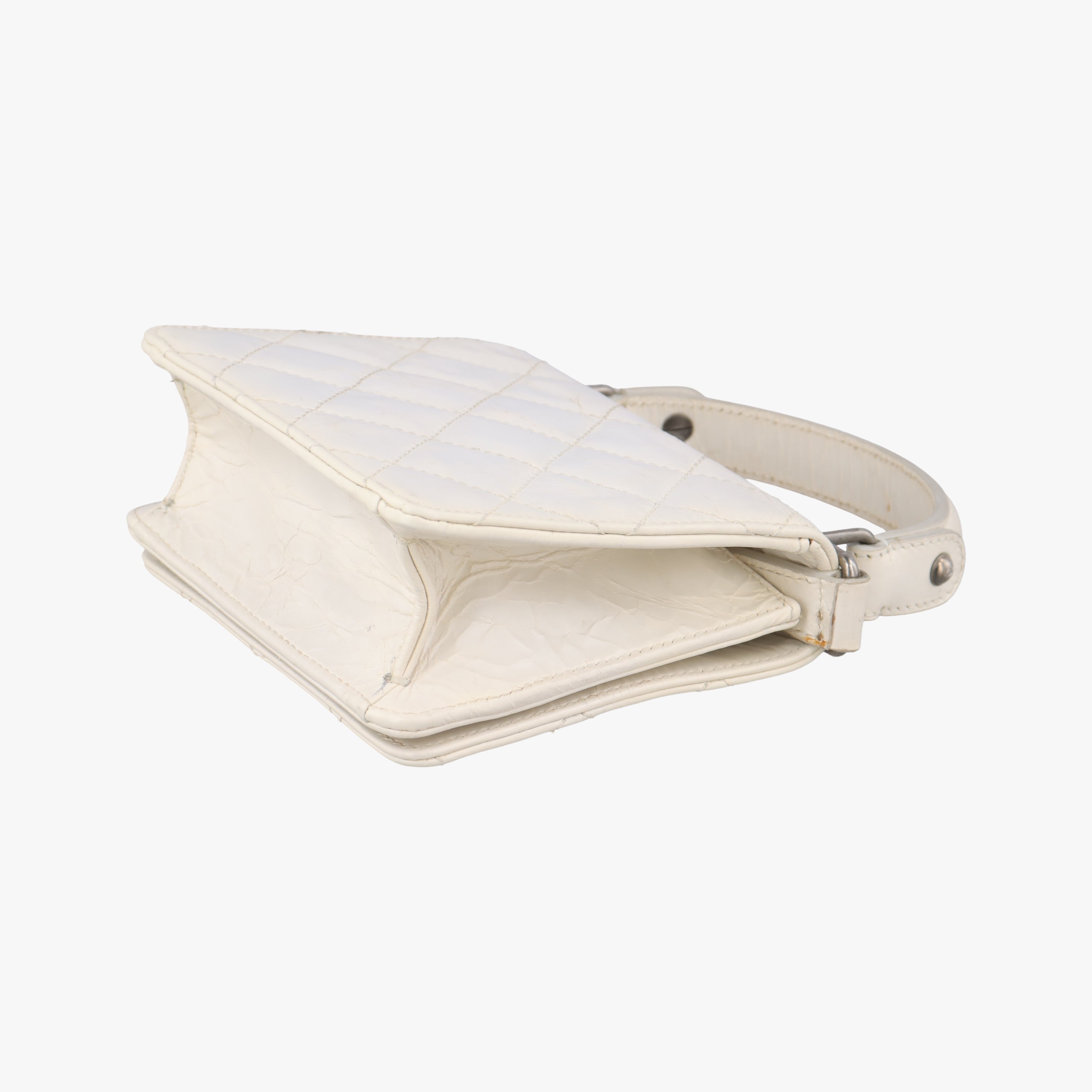 Pre-owned Chanel 2.55 Rita Matelasse White Leather A66815 shoulderbag | stylenewstar