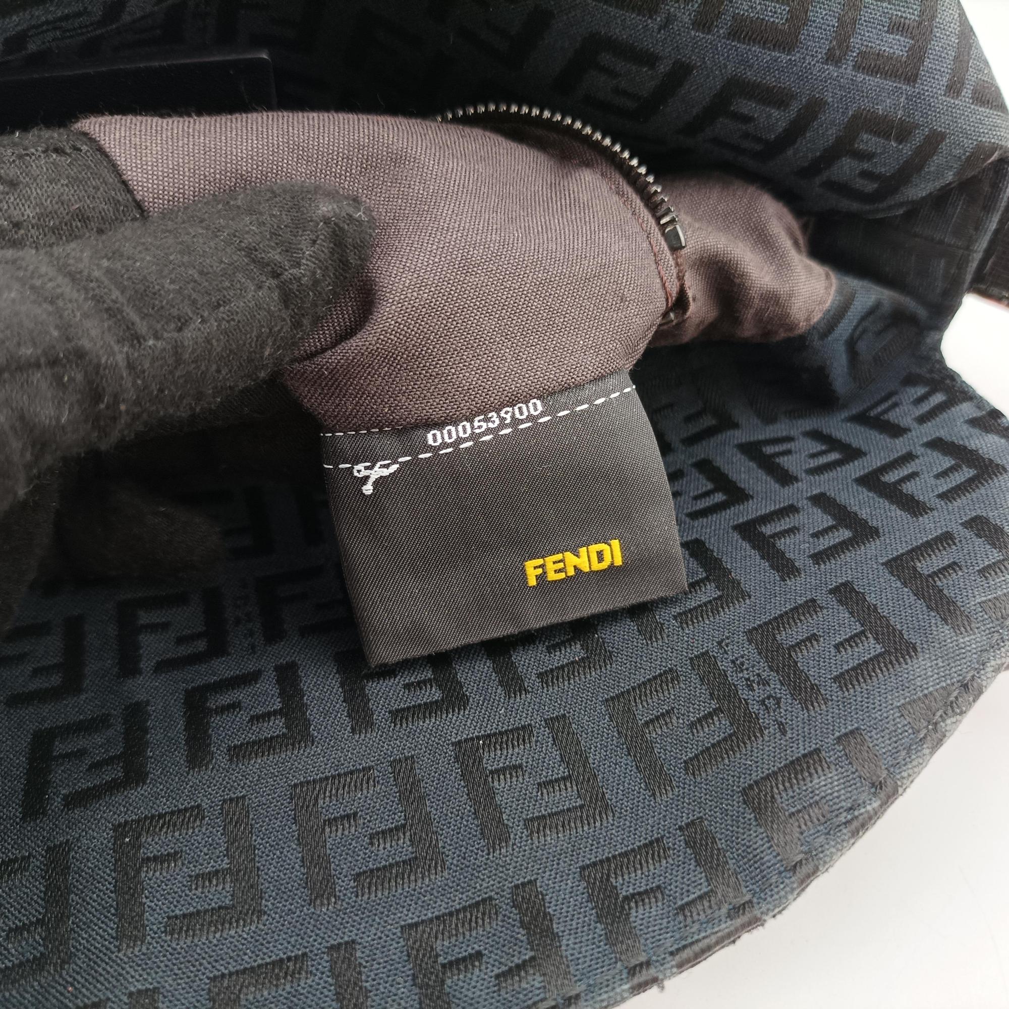 Vintage Fendi Mama Baguette Black canvas 8BR003 handbag | stylenewstar