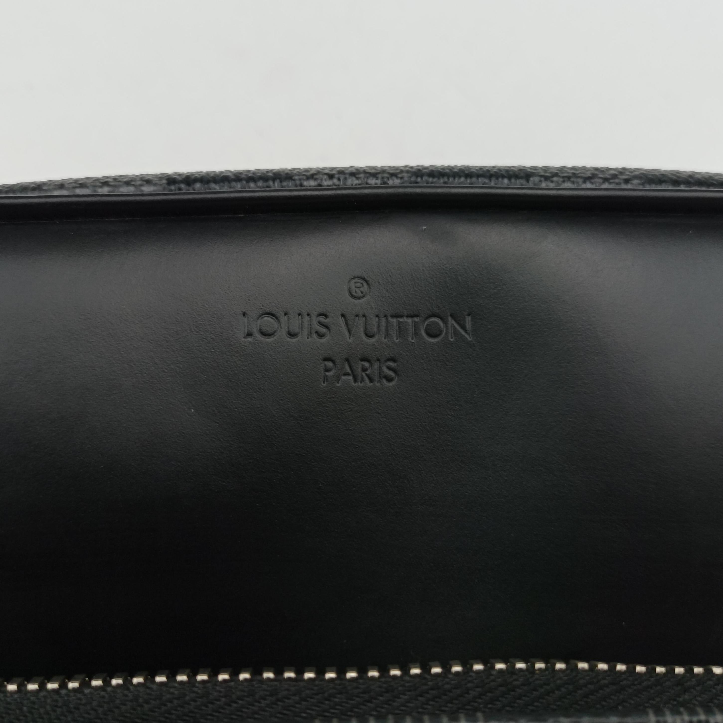 Pre-owned Louis Vuitton DAYTON PM Noir Damier Graphite N41408 shoulderbag | stylenewstar