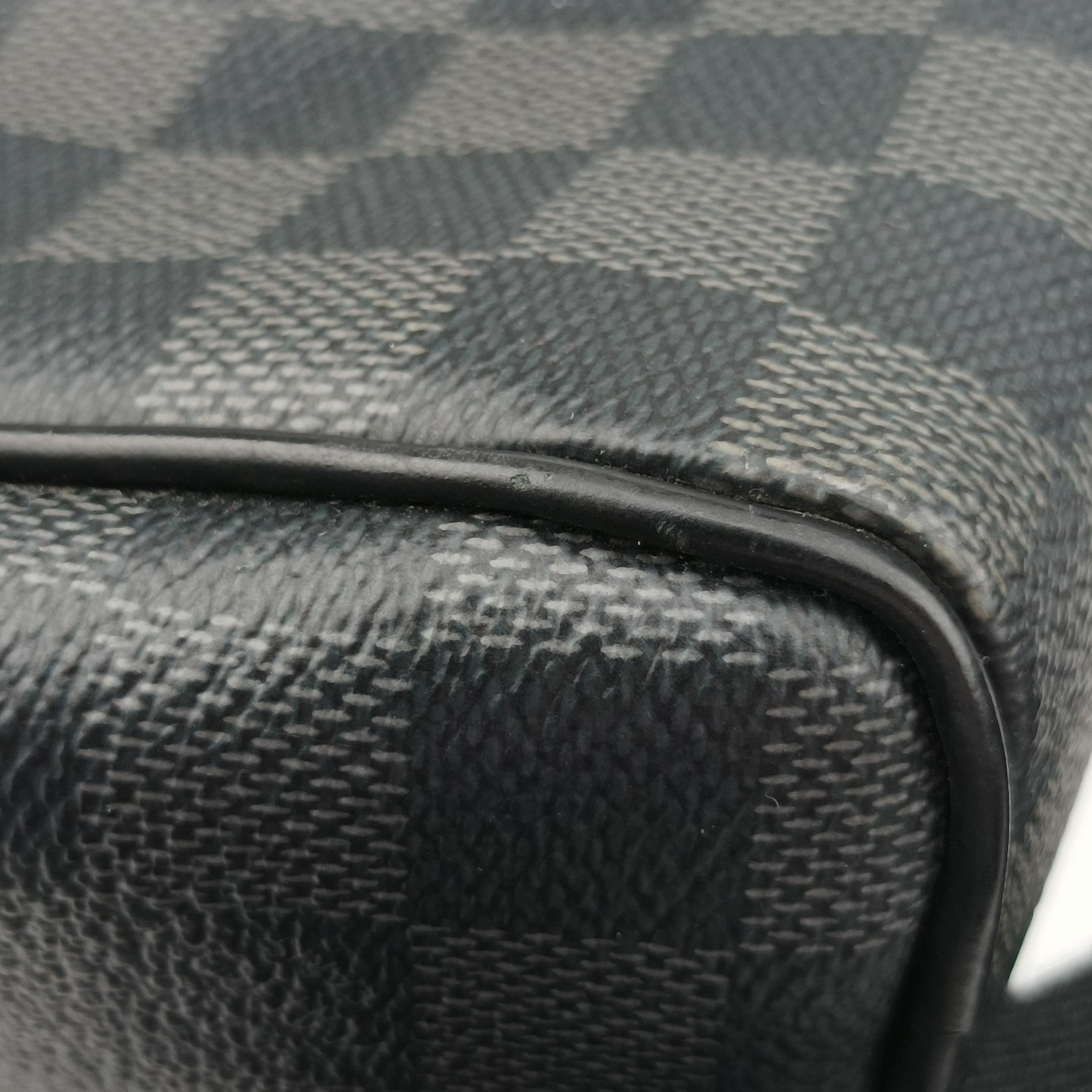 Pre-owned Louis Vuitton DAYTON PM Noir Damier Graphite N41408 shoulderbag | stylenewstar