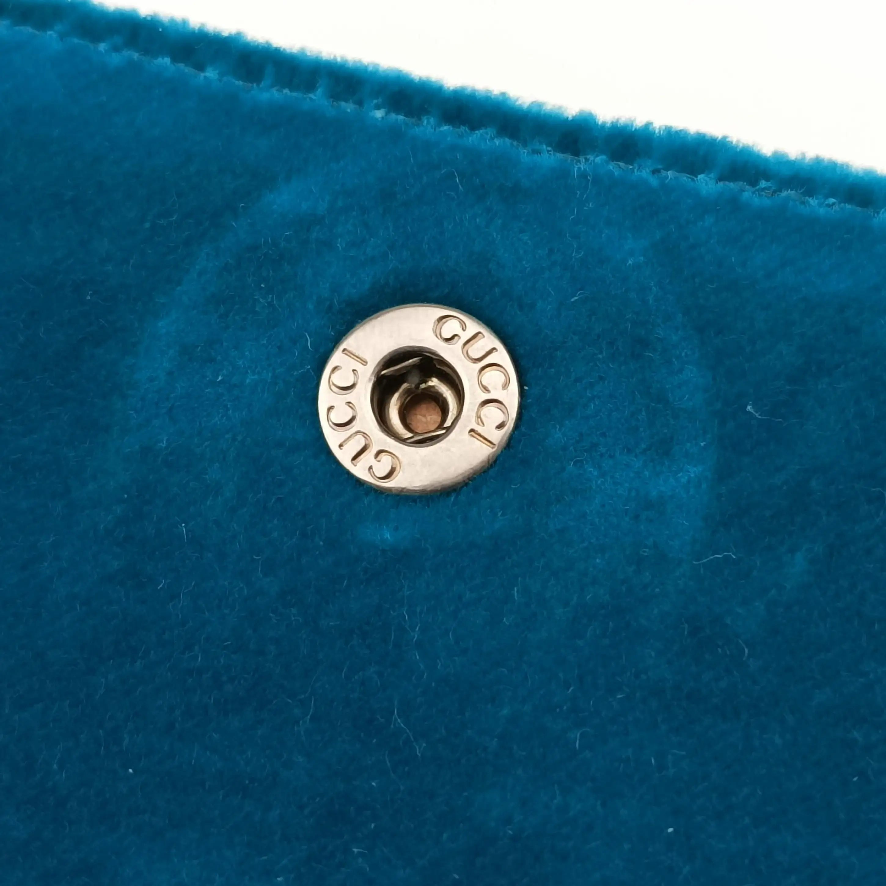 Pre-owned Gucci Dionysus Blue velour 476432 shoulderbag | stylenewstar
