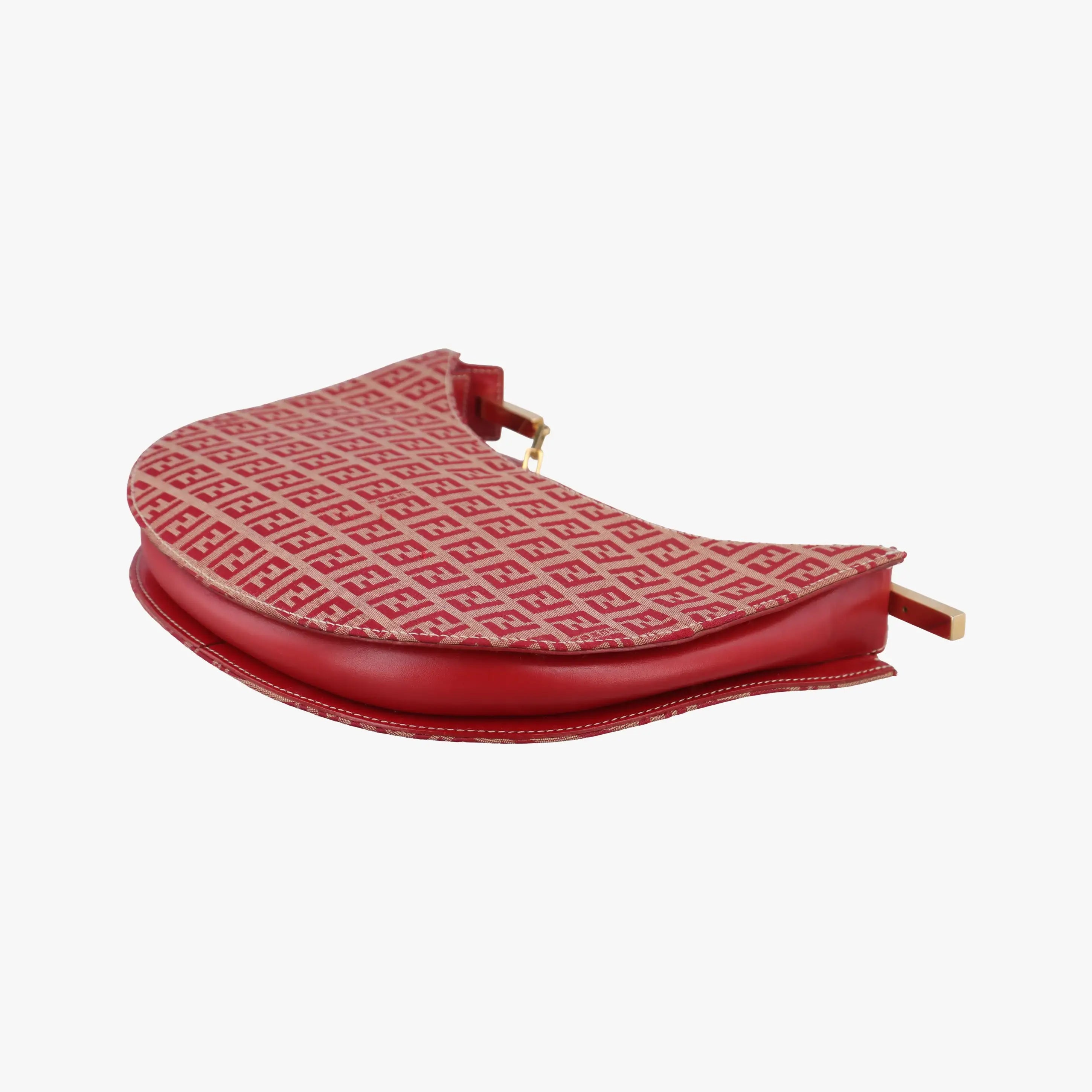 Pre-owned Fendi Zucchino Red canvas 831660 shoulderbag | stylenewstar