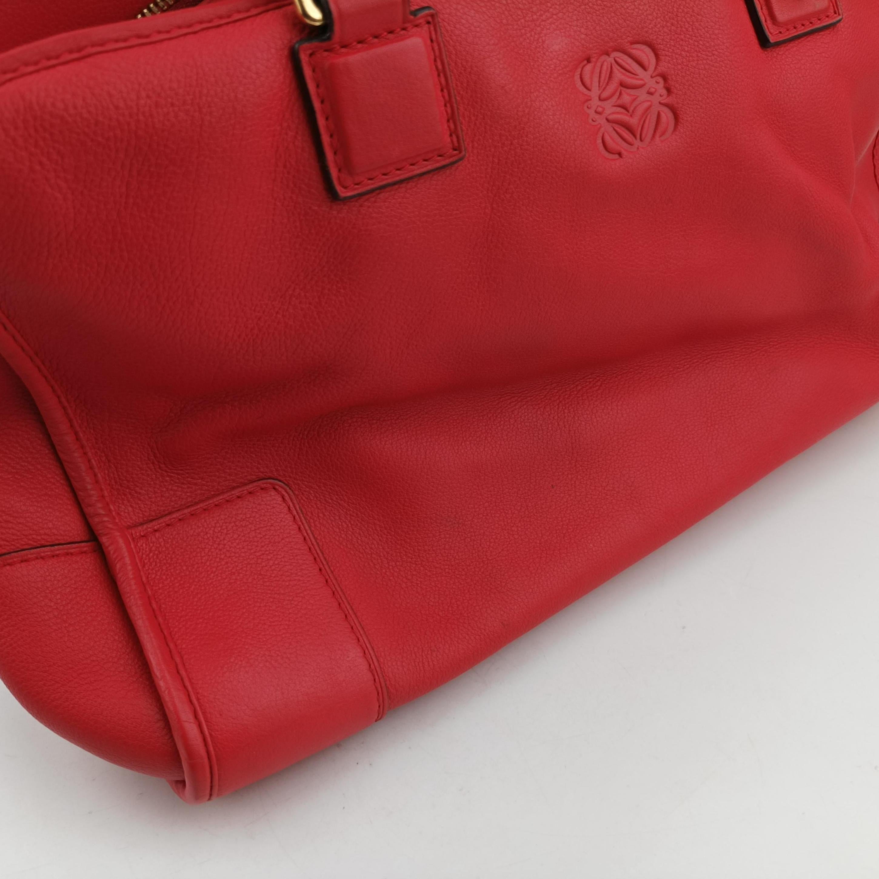 Secondhand Loewe Amazona36 Red Leather  handbag | stylenewstar