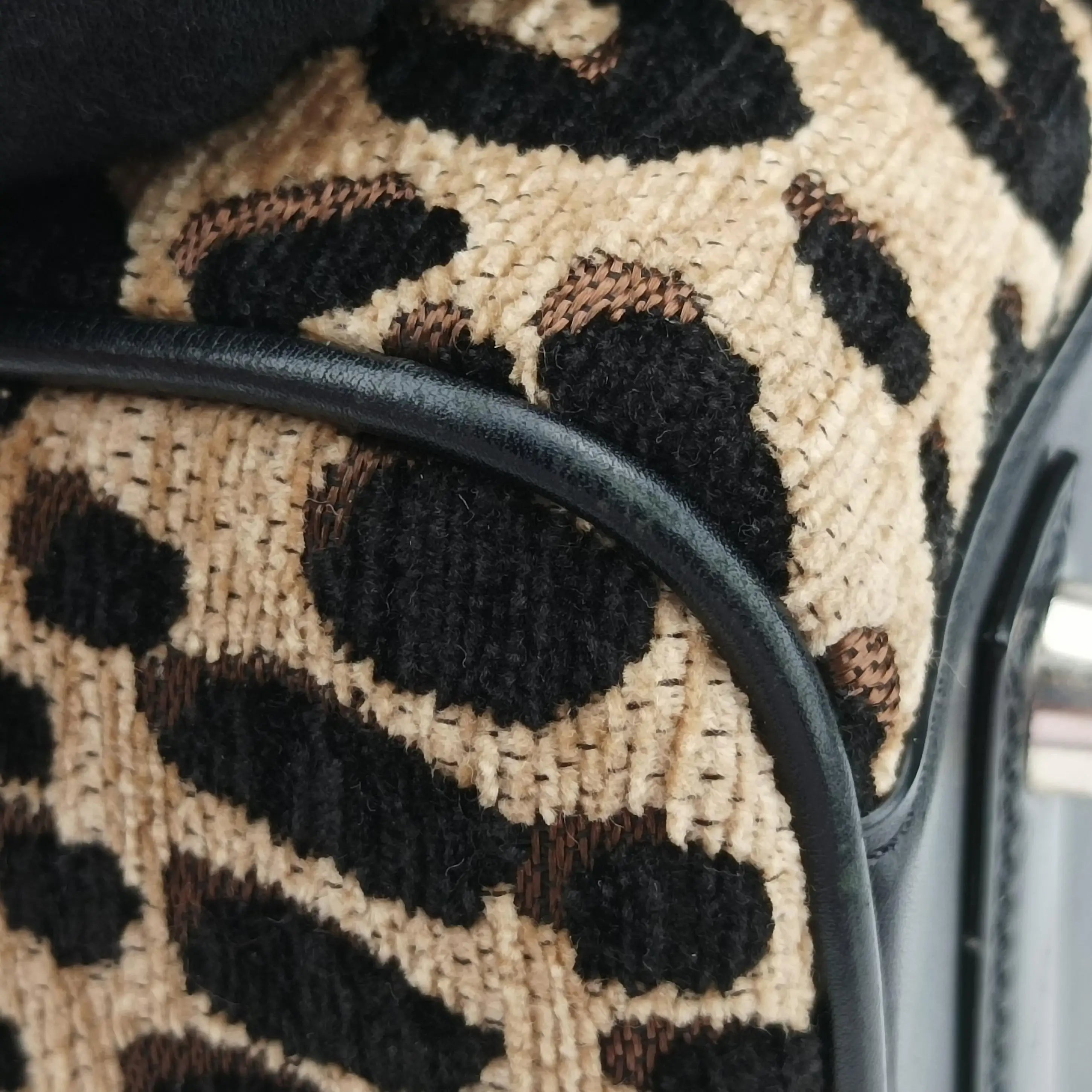Pre-owned Louis Vuitton Speedy 30 Leopard Stephen Sprouse Beige×Black Jacquard canvas×leather M97396 handbag | stylenewstar