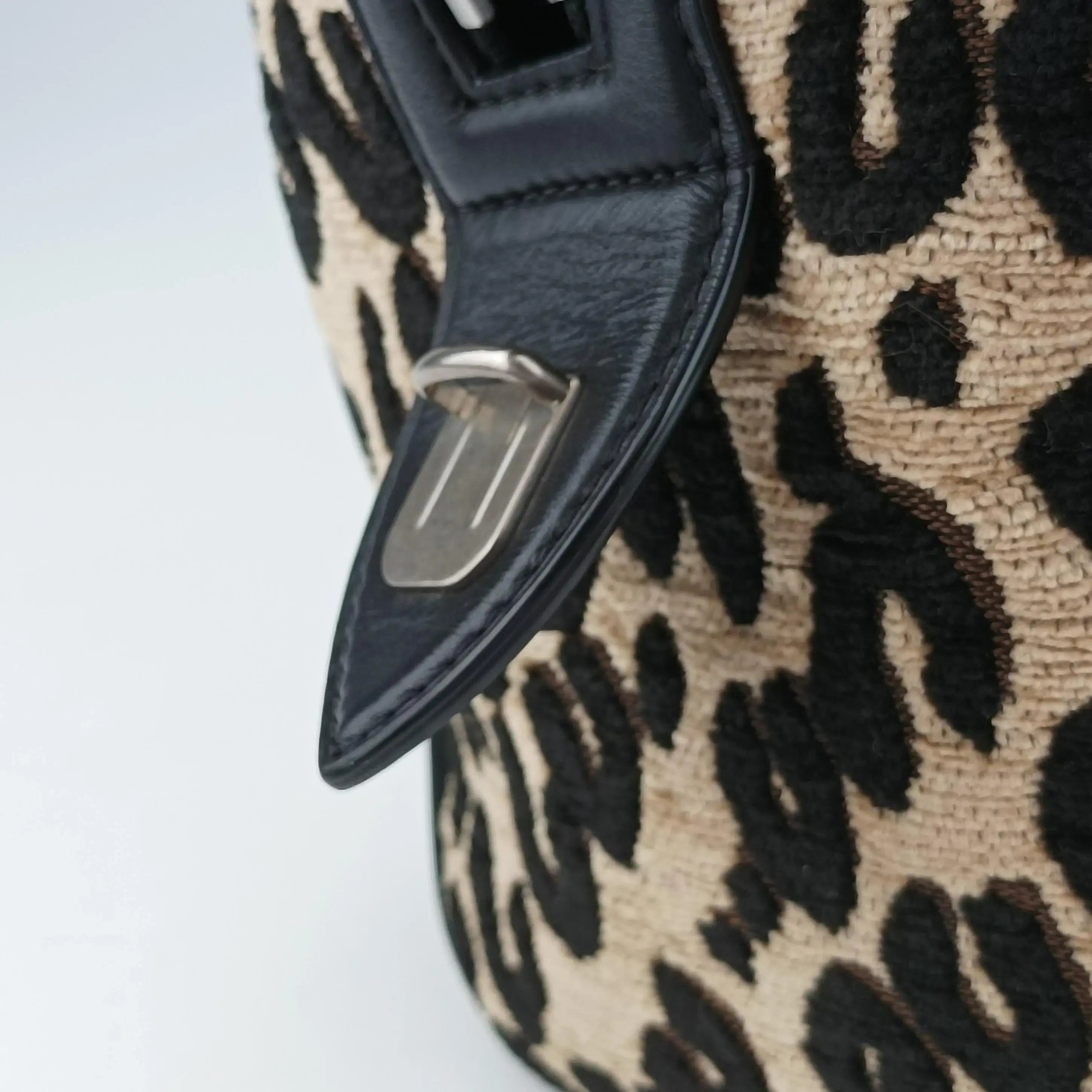 Pre-owned Louis Vuitton Speedy 30 Leopard Stephen Sprouse Beige×Black Jacquard canvas×leather M97396 handbag | stylenewstar