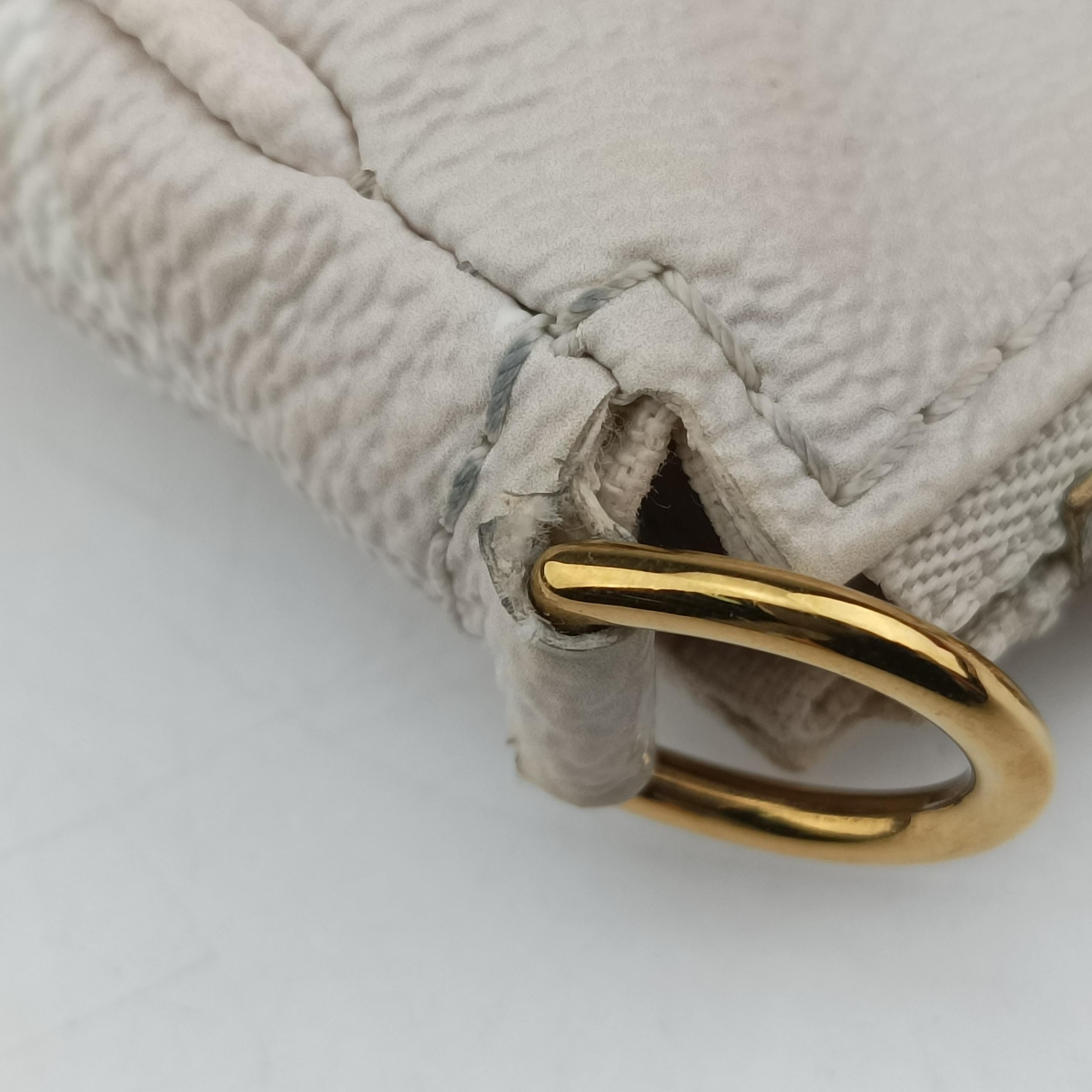 Pre-owned Louis Vuitton MULTI POCHETTE ACCESSOIRES Brume Monogram Giant M57634 shoulderbag | stylenewstar