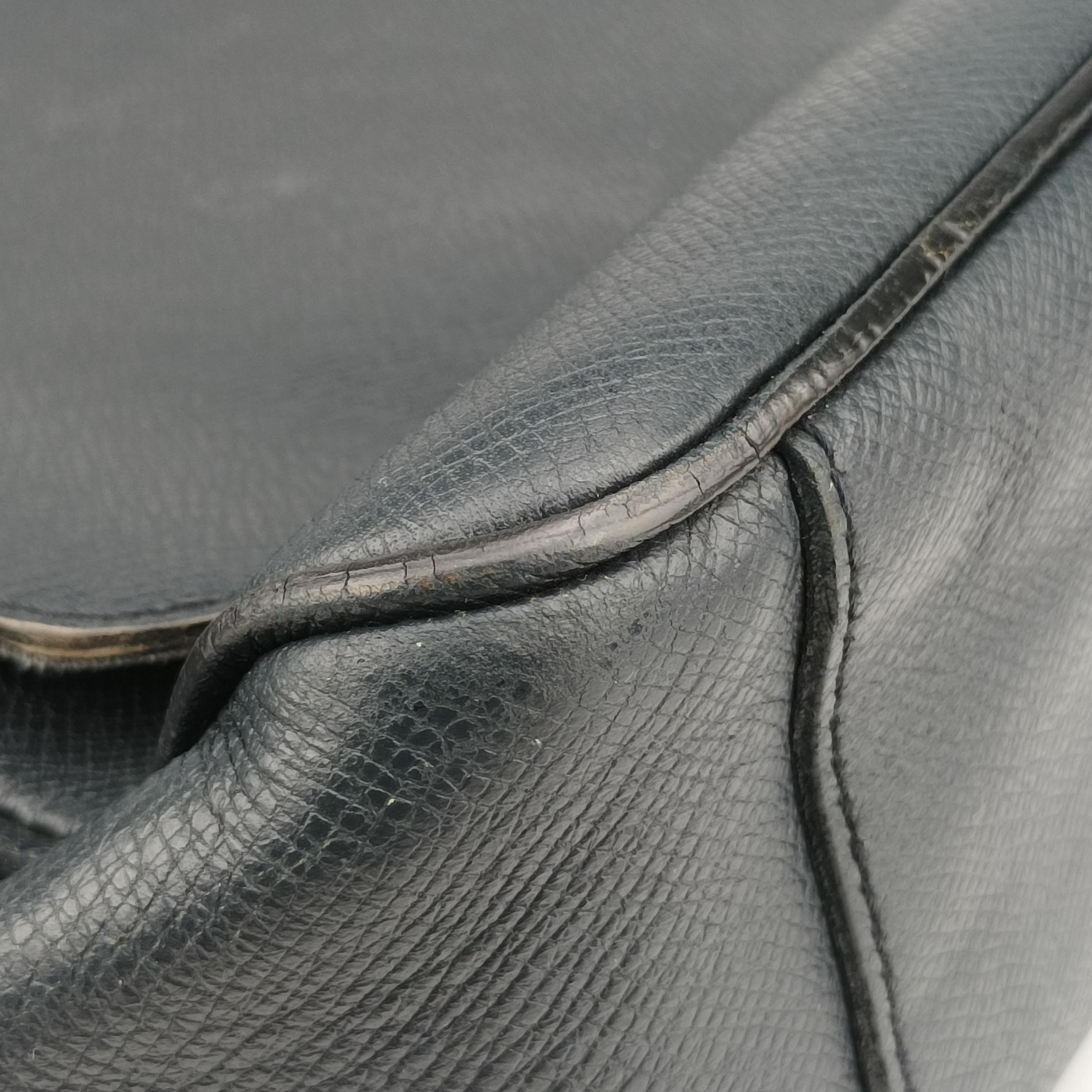 Secondhand Louis Vuitton Taiga Roman MM Messenger Navy Taiga M32624 shoulderbag | stylenewstar
