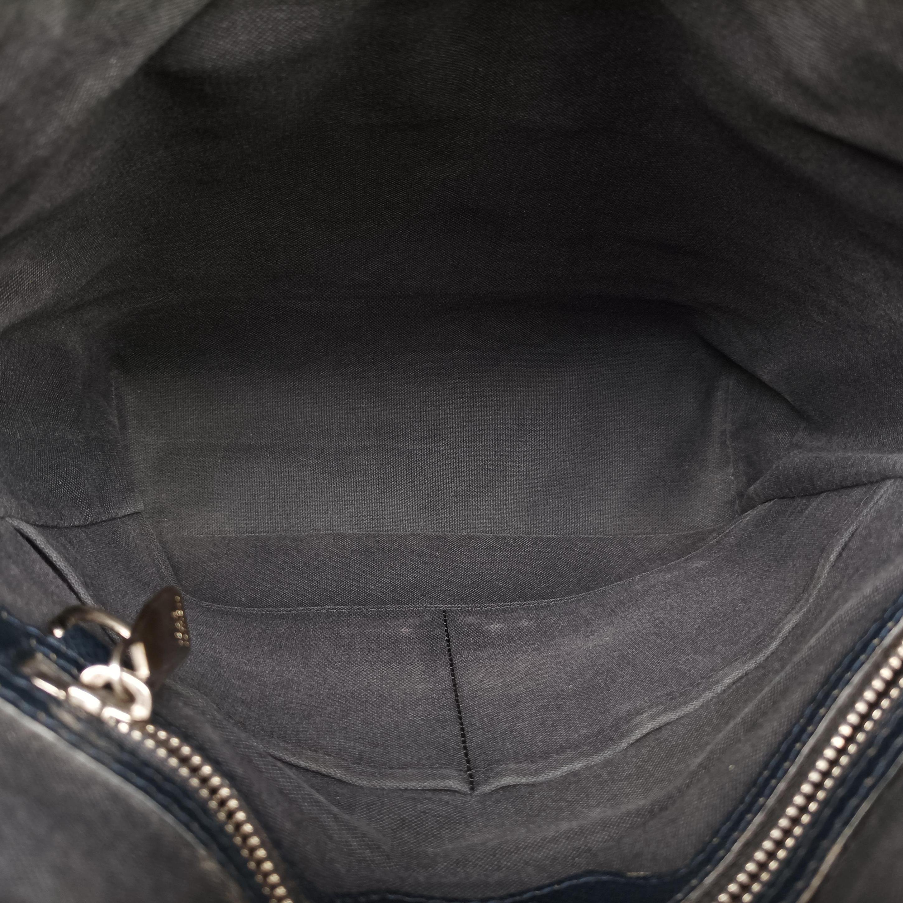 Secondhand Louis Vuitton Taiga Roman MM Messenger Navy Taiga M32624 shoulderbag | stylenewstar