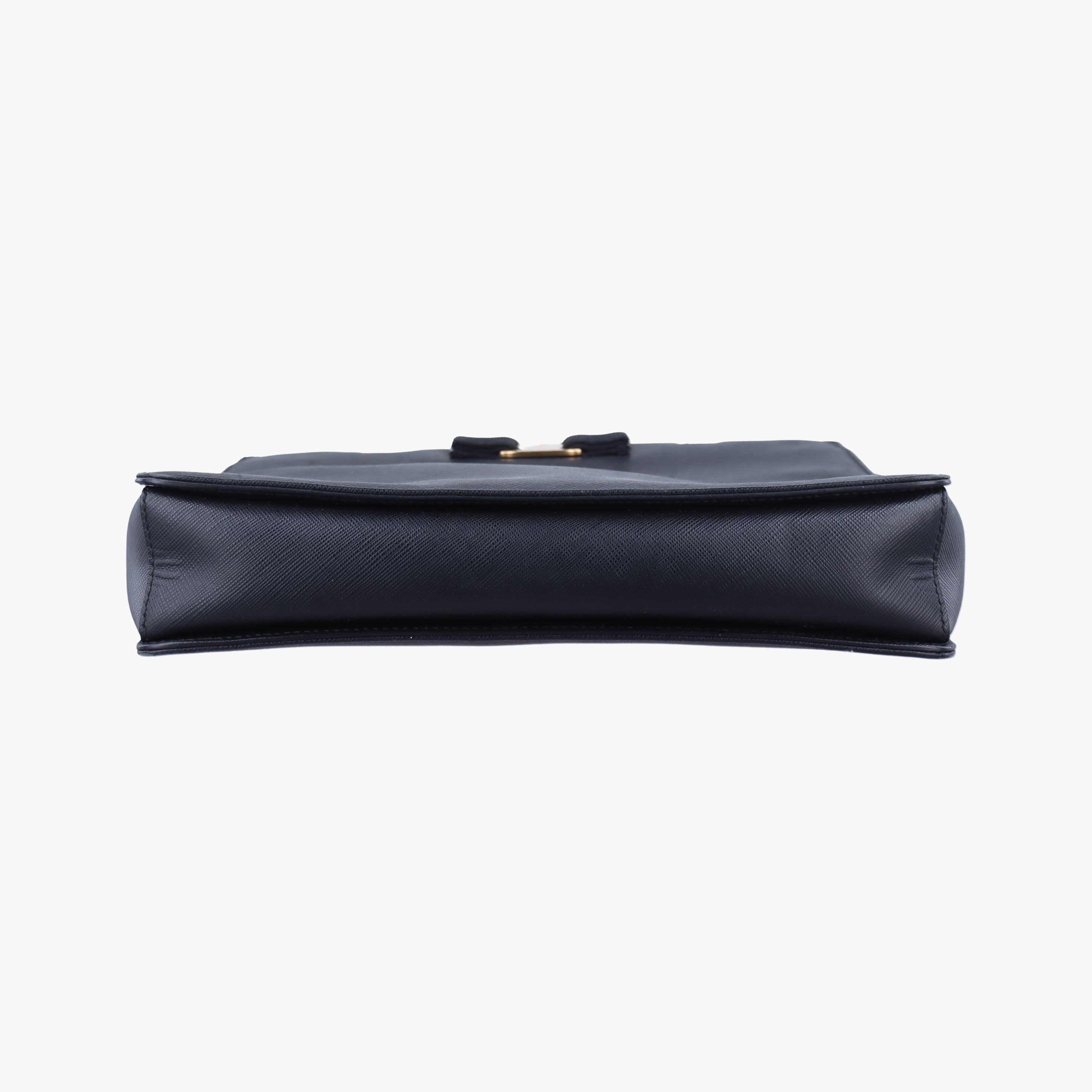 Vintage Ferragamo Tracy Vara Black leather  shoulderbag | stylenewstar