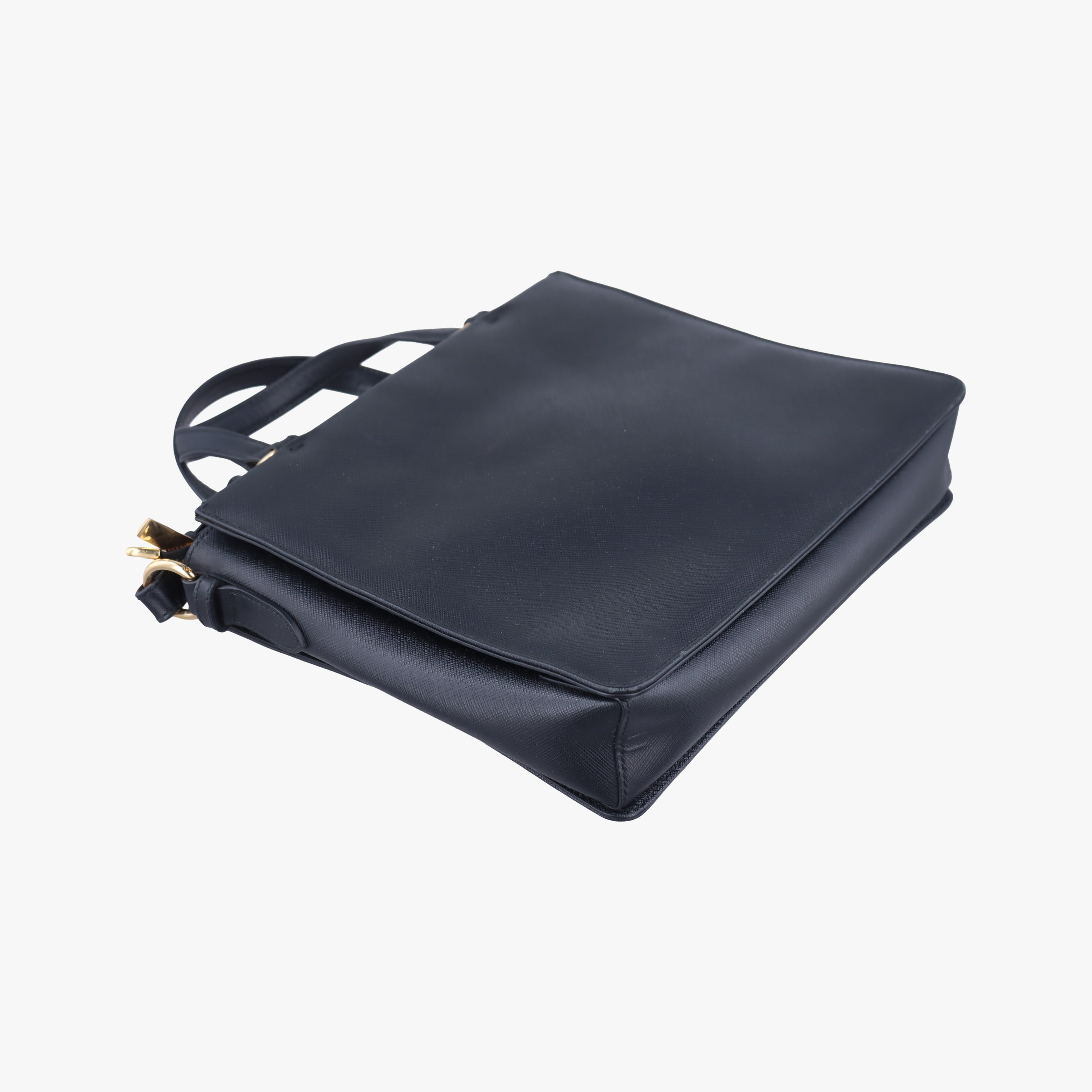 Vintage Ferragamo Tracy Vara Black leather  shoulderbag | stylenewstar