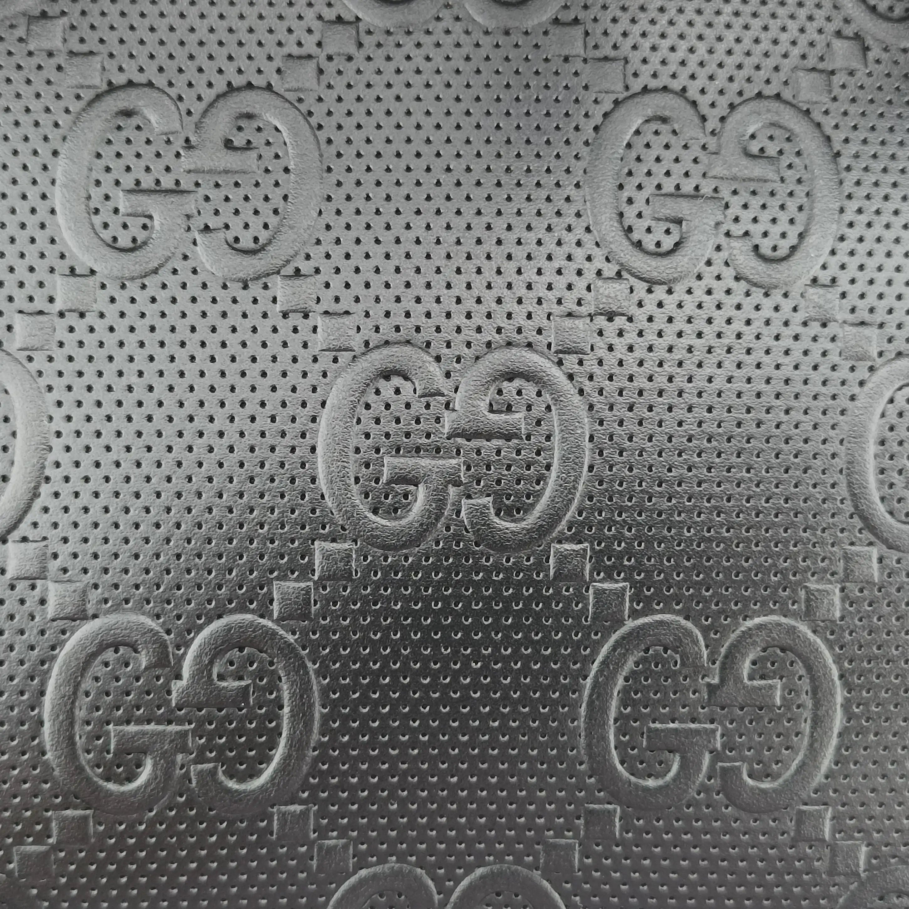 Pre-owned Gucci GG Embossed Black Leather 725129 shoulderbag | stylenewstar