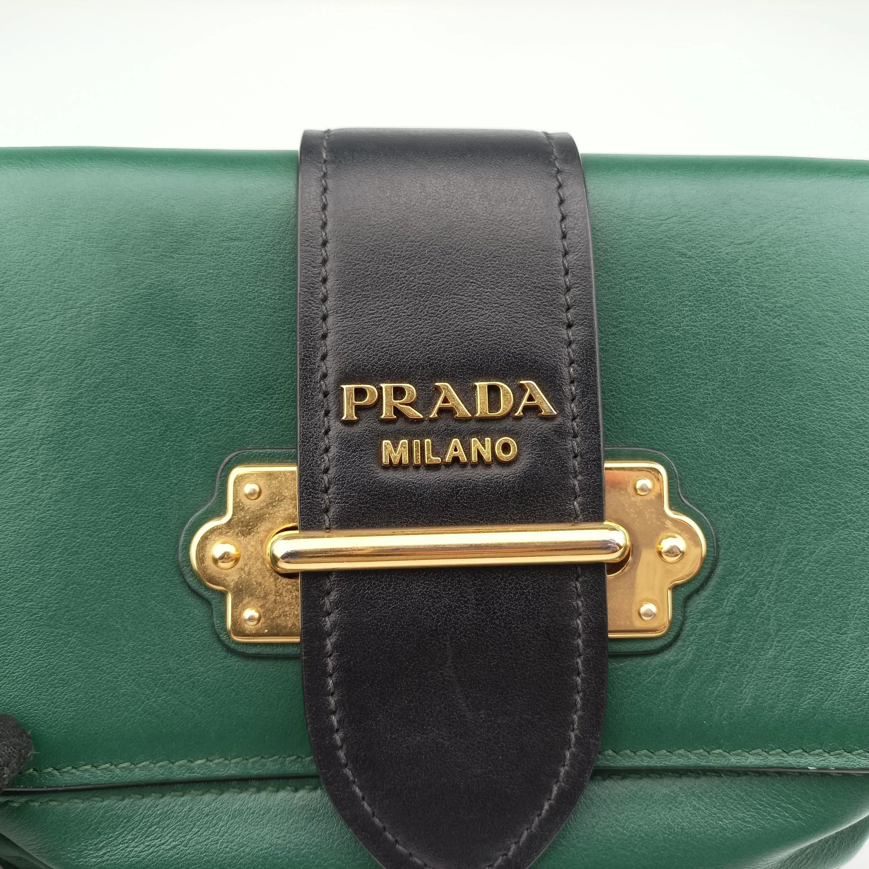 Vintage Prada City Calf Cahier Green×black leather  handbag | stylenewstar