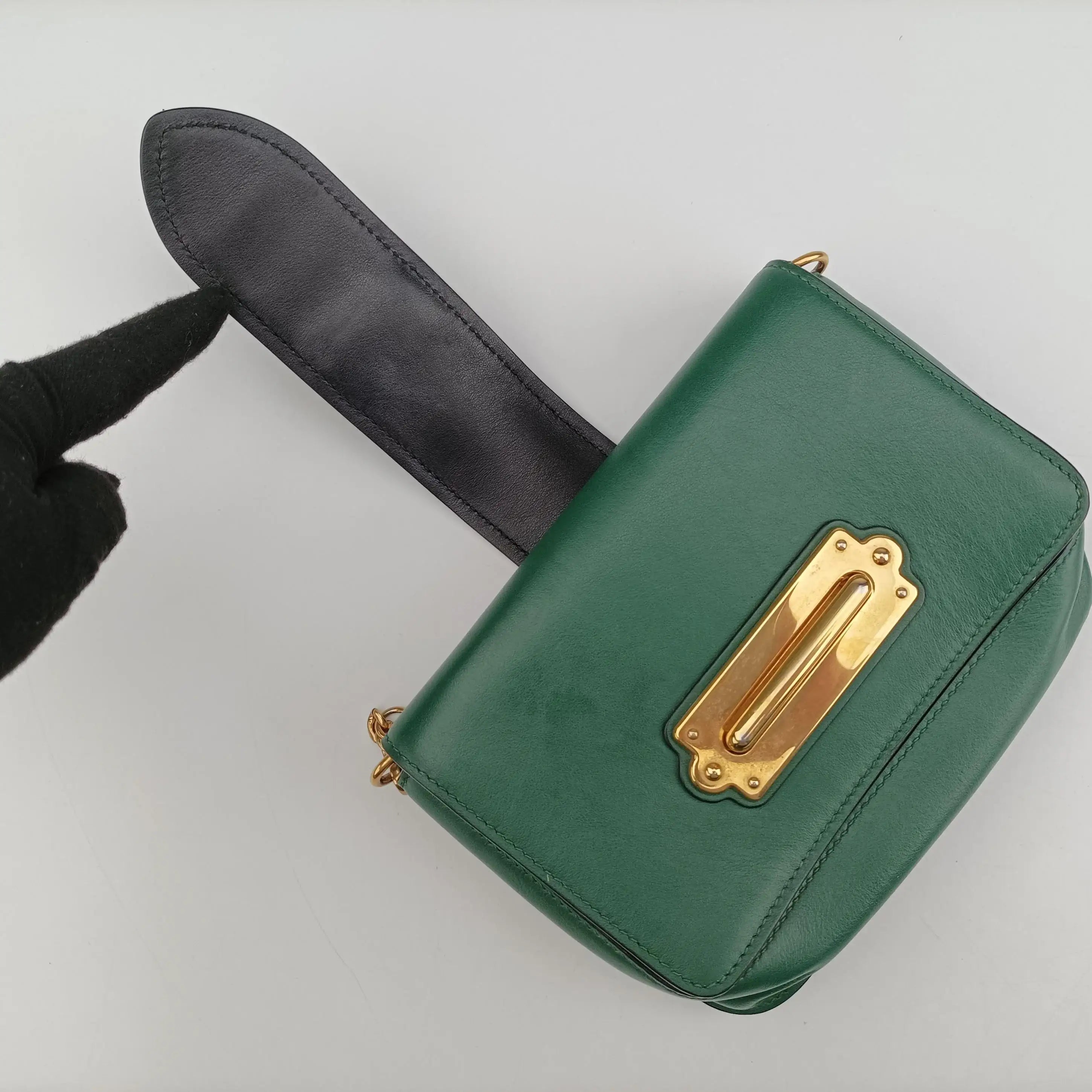 Vintage Prada City Calf Cahier Green×black leather  handbag | stylenewstar