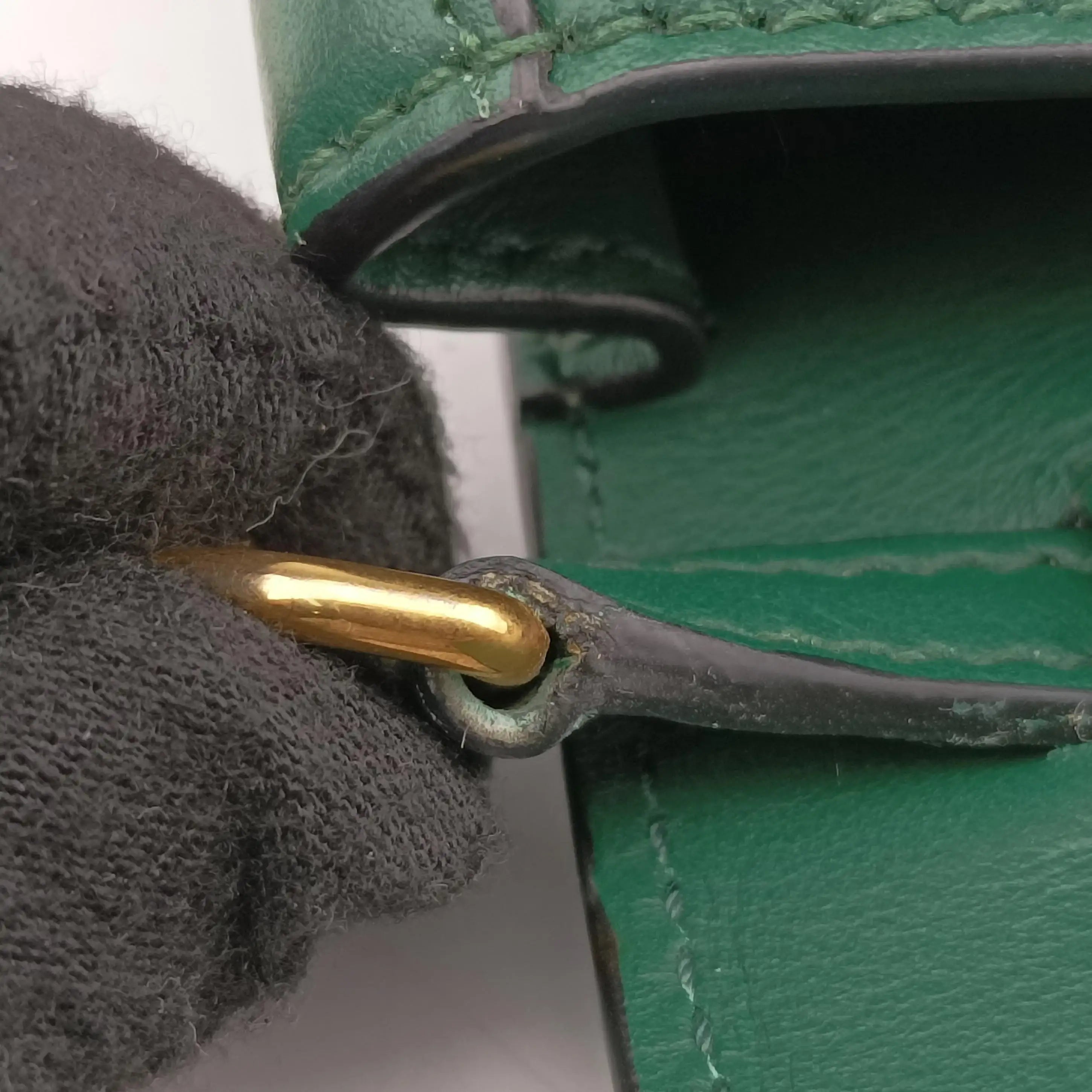 Vintage Prada City Calf Cahier Green×black leather  handbag | stylenewstar