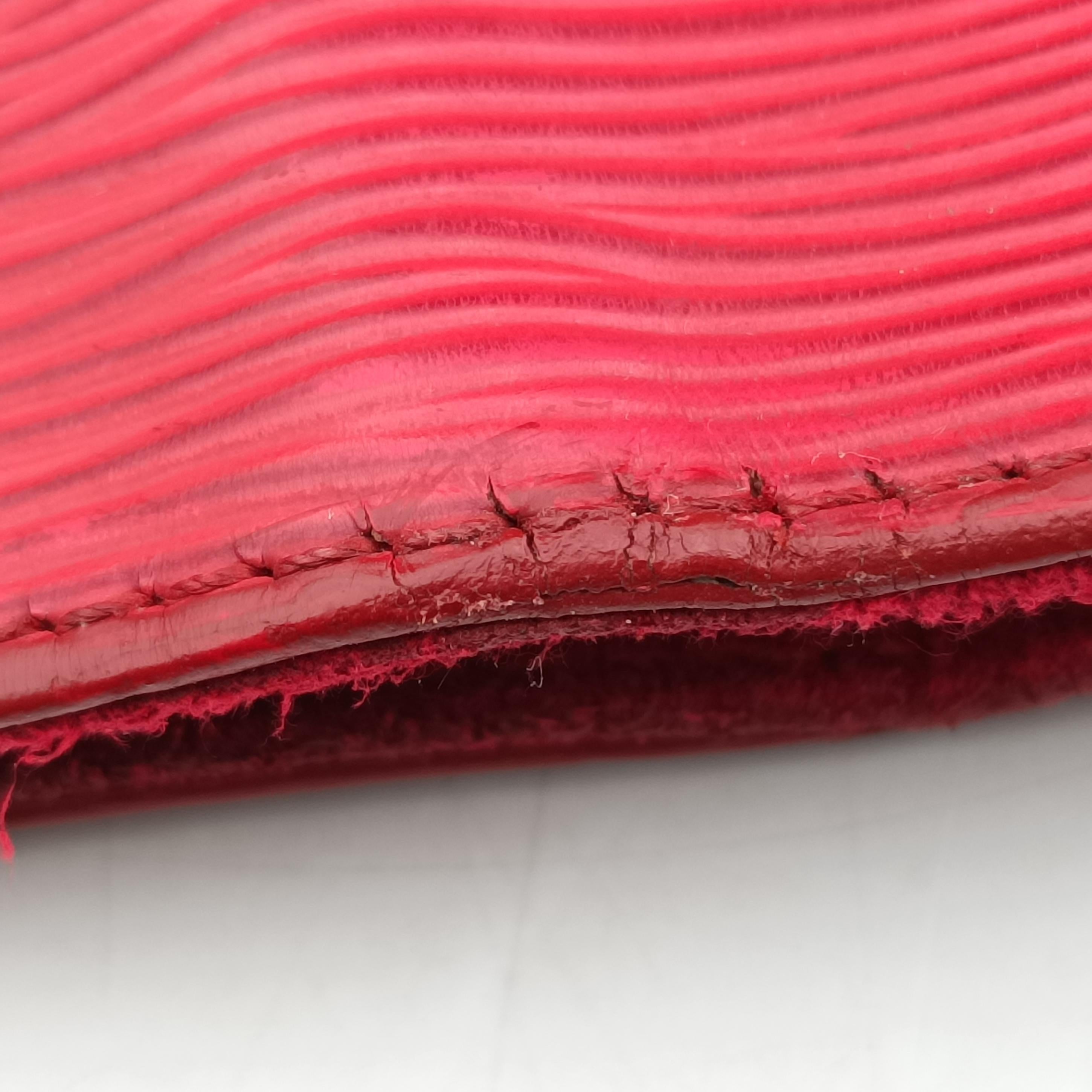Pre-owned Louis Vuitton Petit Noe Castilian Red Epi M44107 shoulderbag | stylenewstar