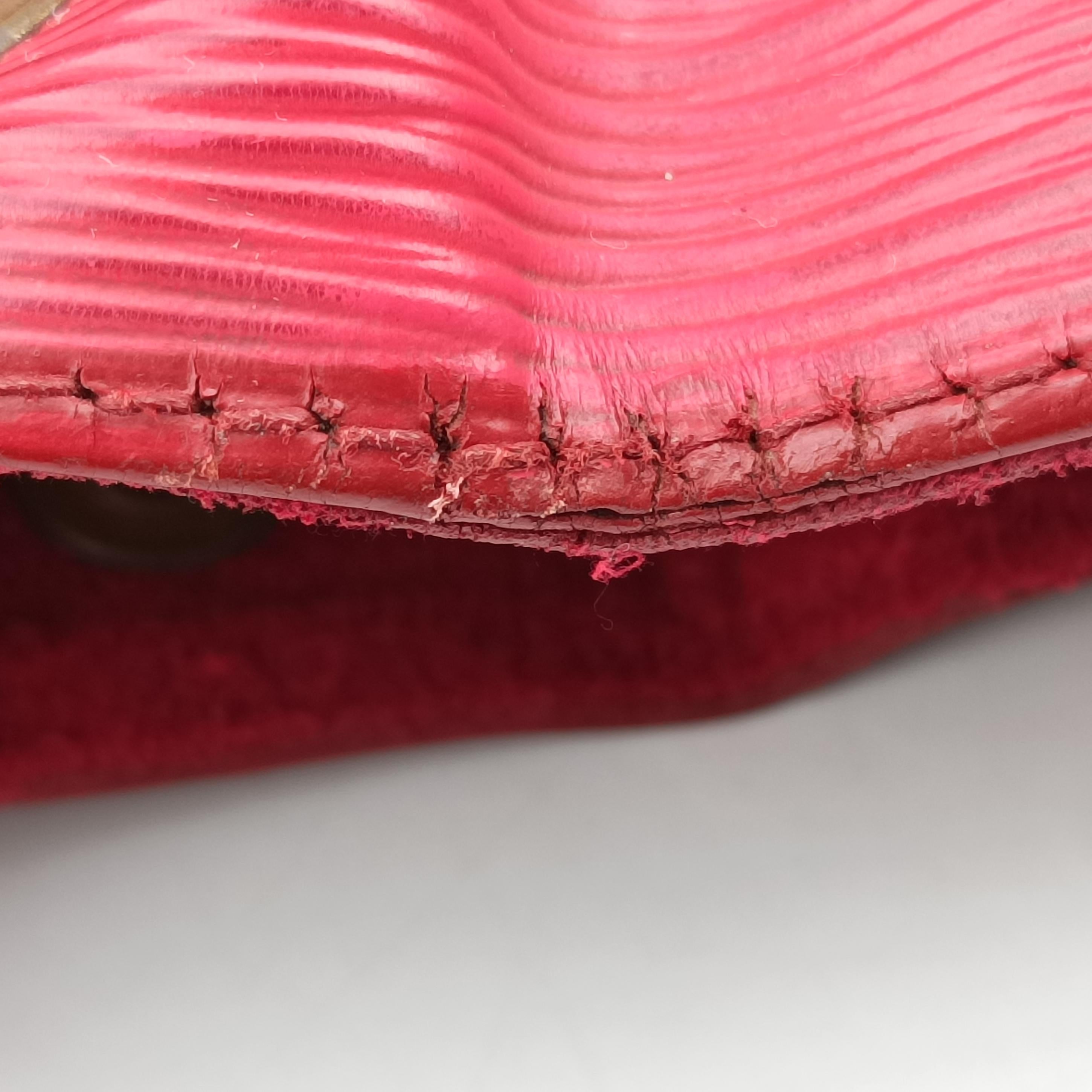 Pre-owned Louis Vuitton Petit Noe Castilian Red Epi M44107 shoulderbag | stylenewstar