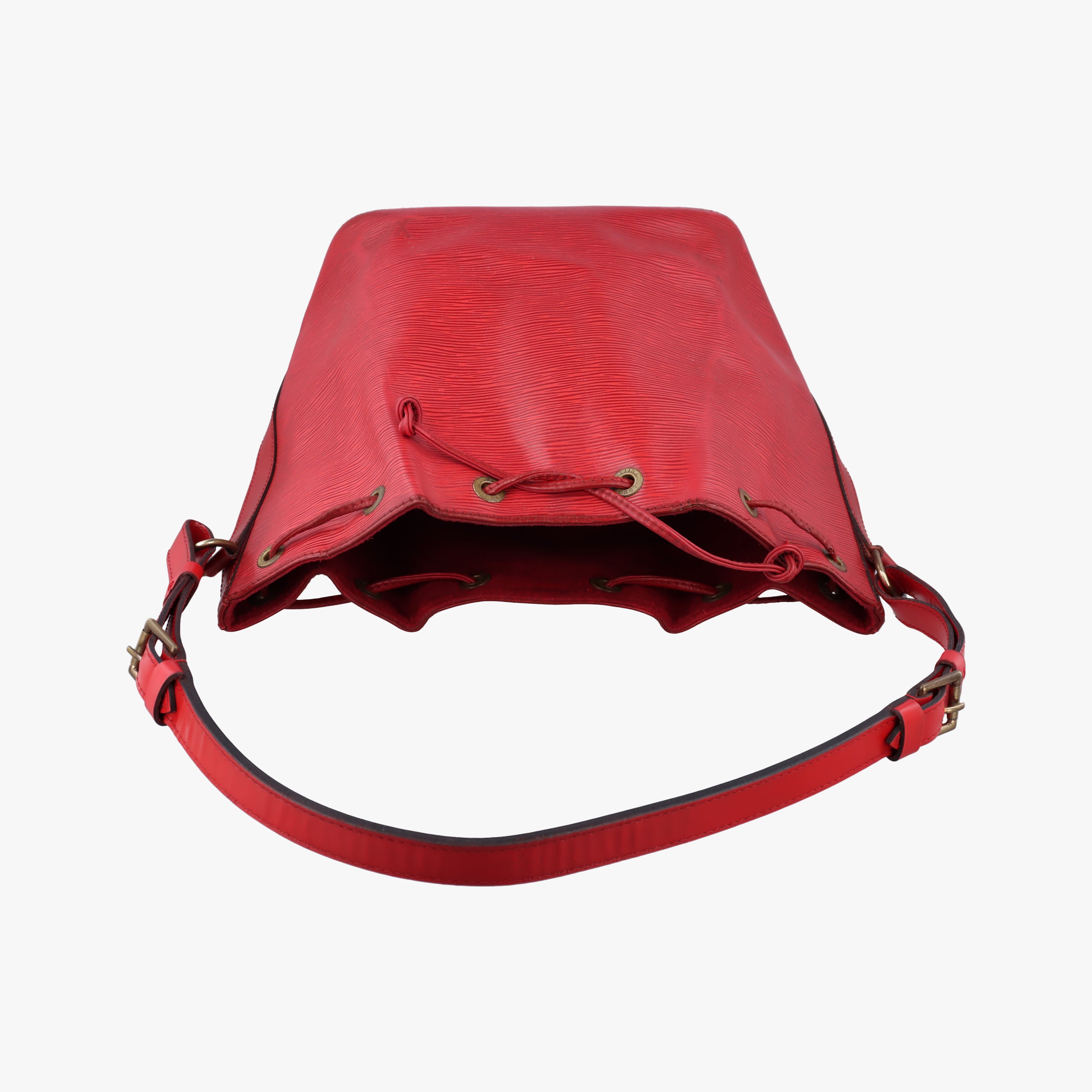 Pre-owned Louis Vuitton Petit Noe Castilian Red Epi M44107 shoulderbag | stylenewstar