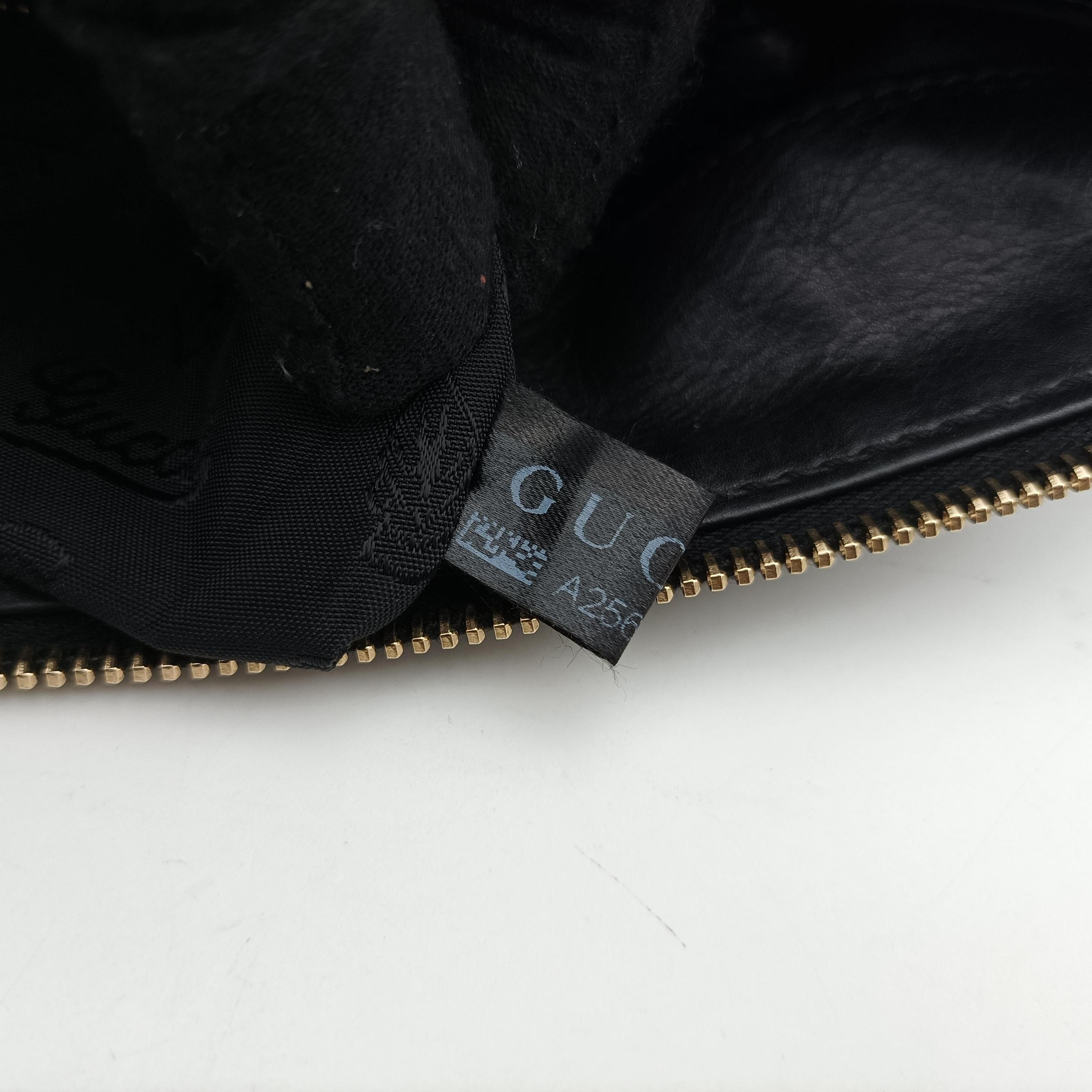 Pre-owned Gucci Hysteria Large Clutch Black Patent 197015 clutchbag | stylenewstar