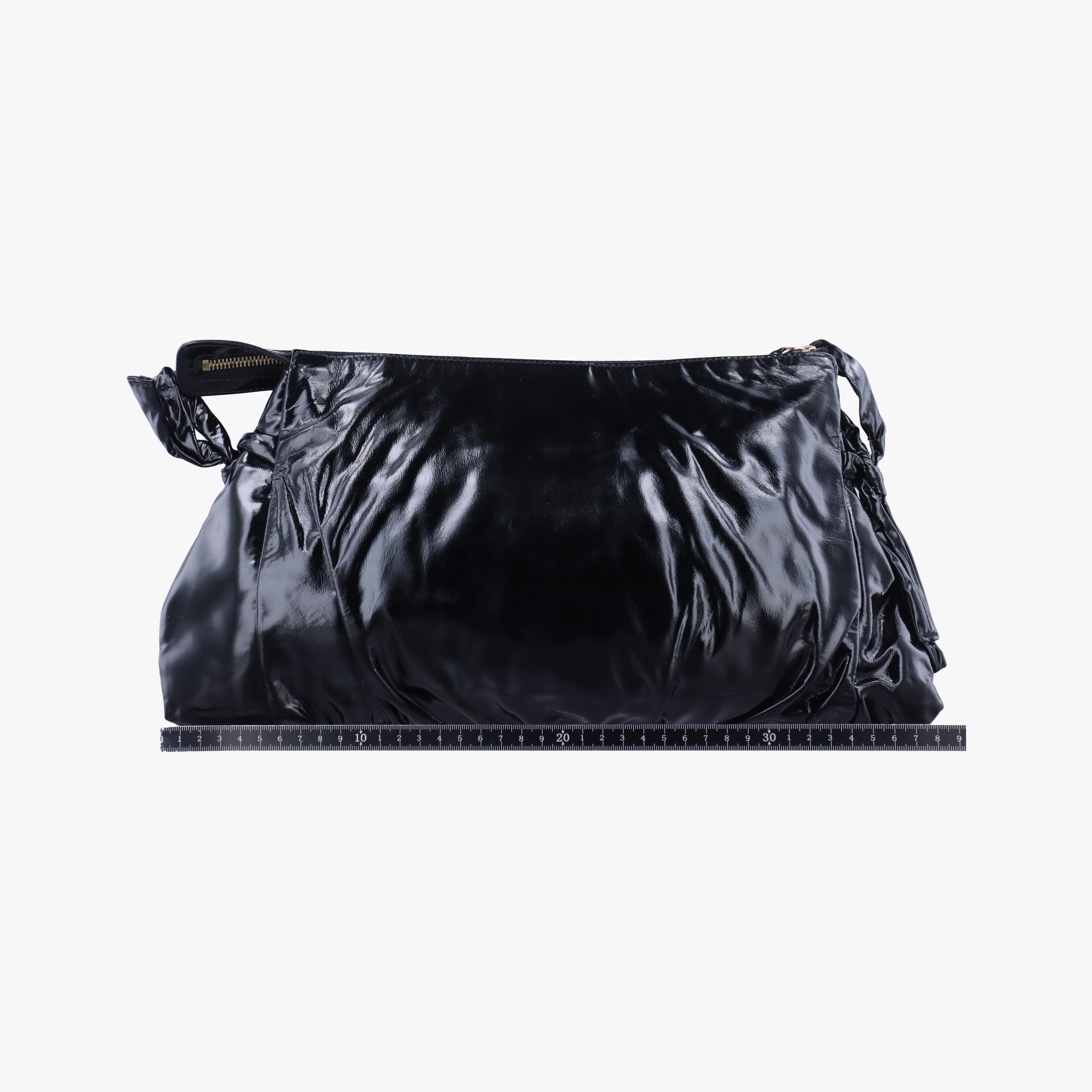 Pre-owned Gucci Hysteria Large Clutch Black Patent 197015 clutchbag | stylenewstar