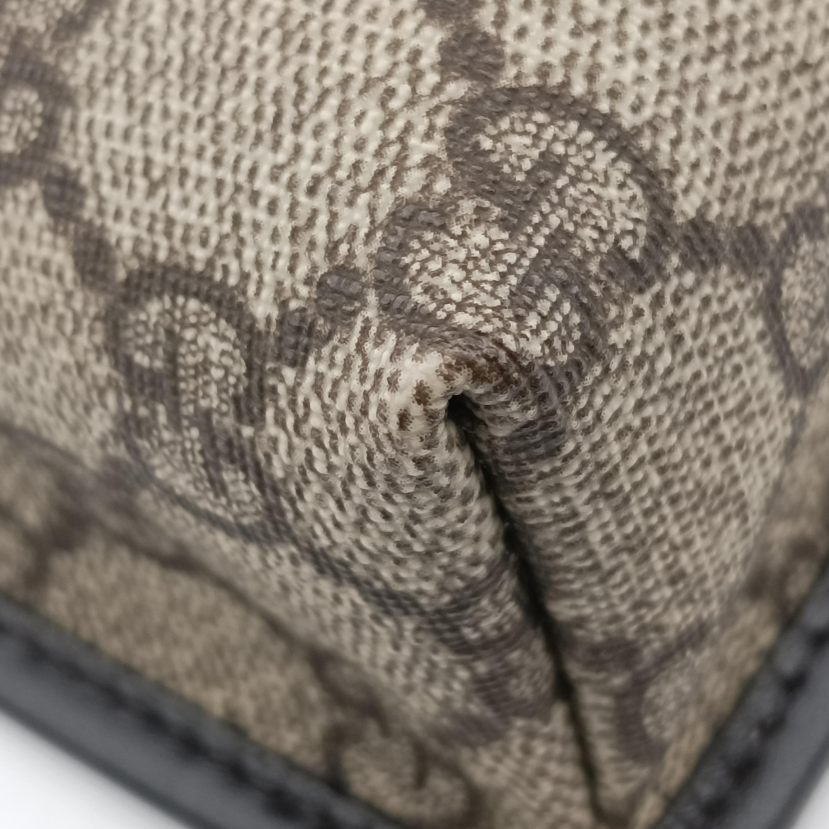 Pre-owned Gucci GG Supreme Brown PVC coated canvas 92562 shoulderbag | stylenewstar