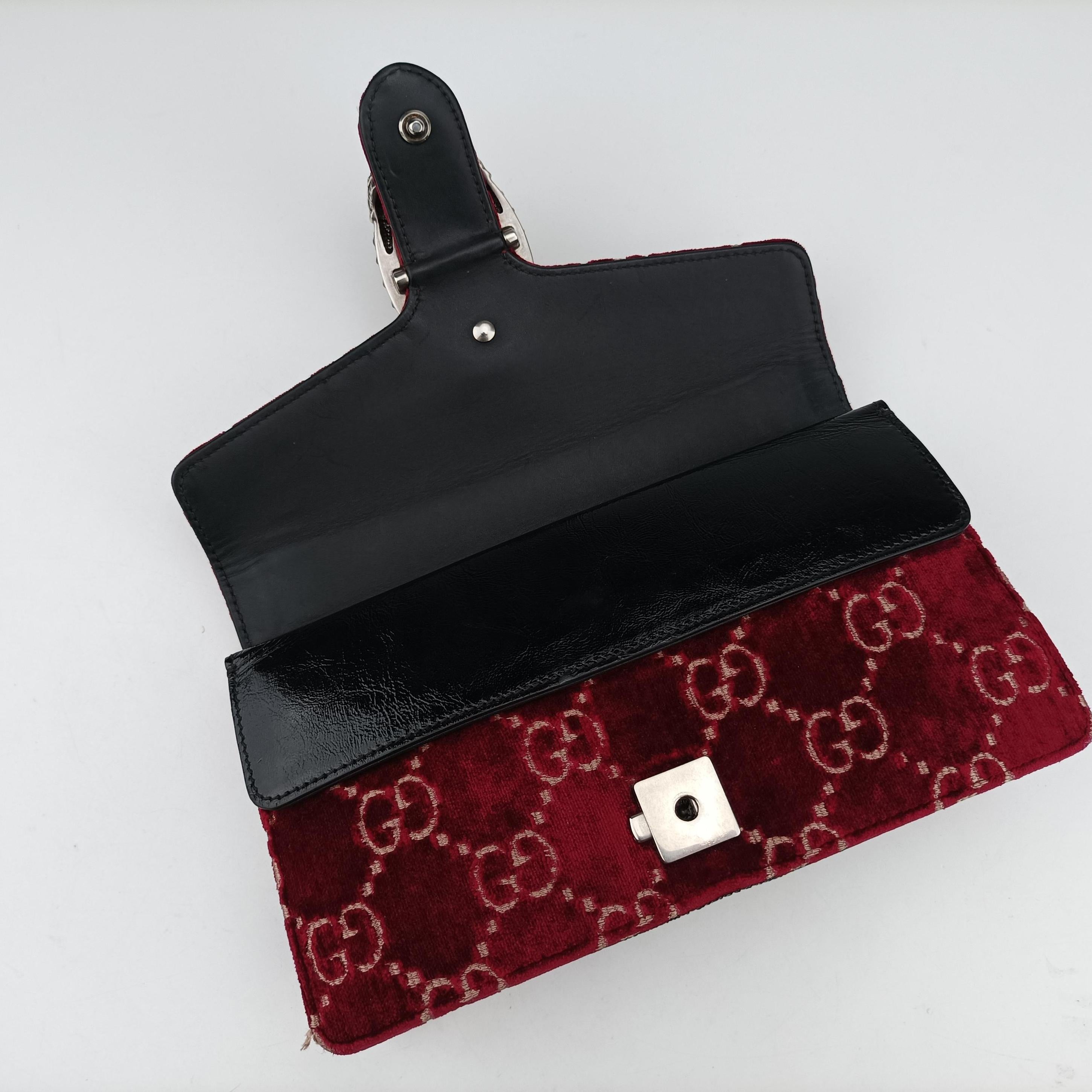 Pre-owned Gucci Dionysus Red×Black velour 476432 shoulderbag | stylenewstar