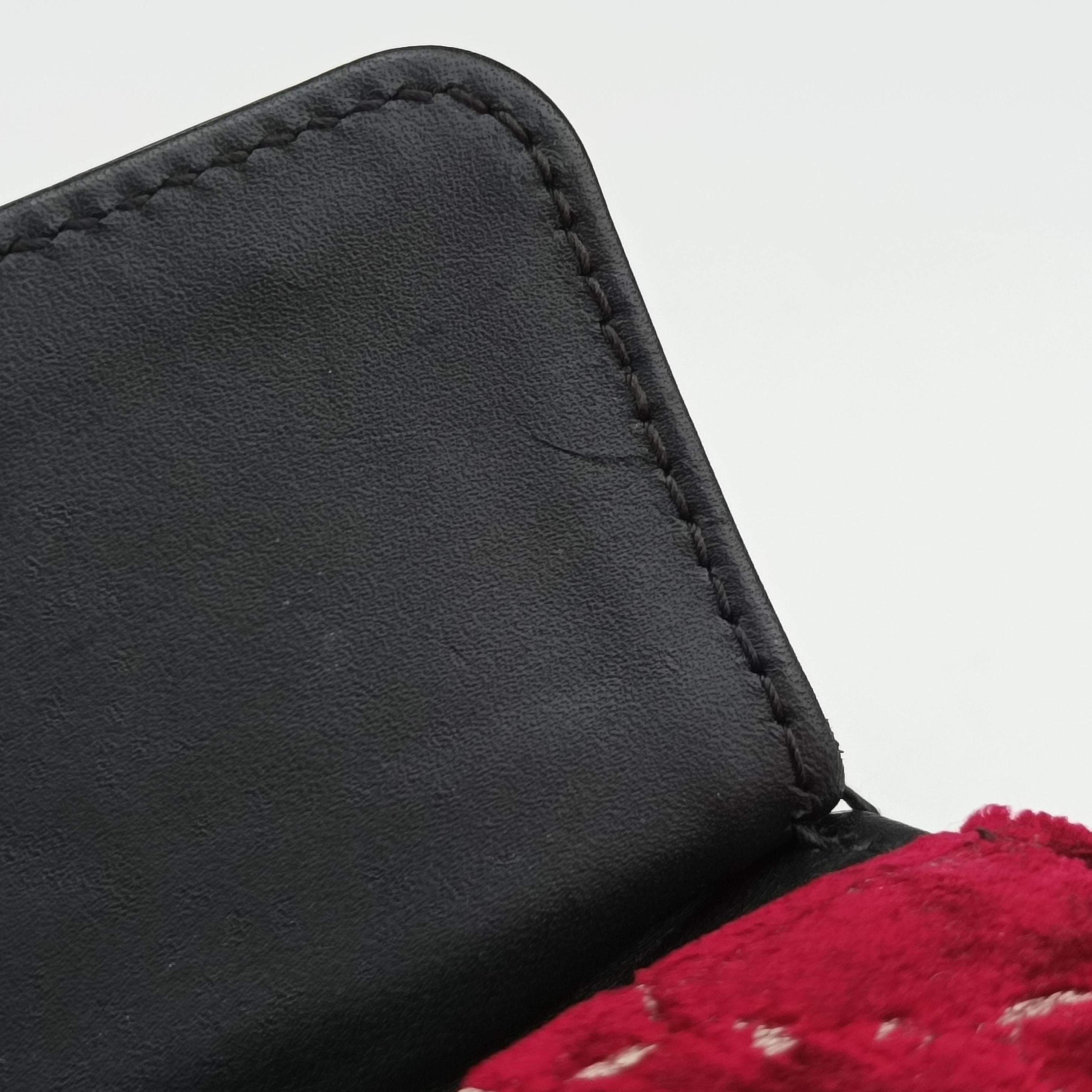 Pre-owned Gucci Dionysus Red×Black velour 476432 shoulderbag | stylenewstar