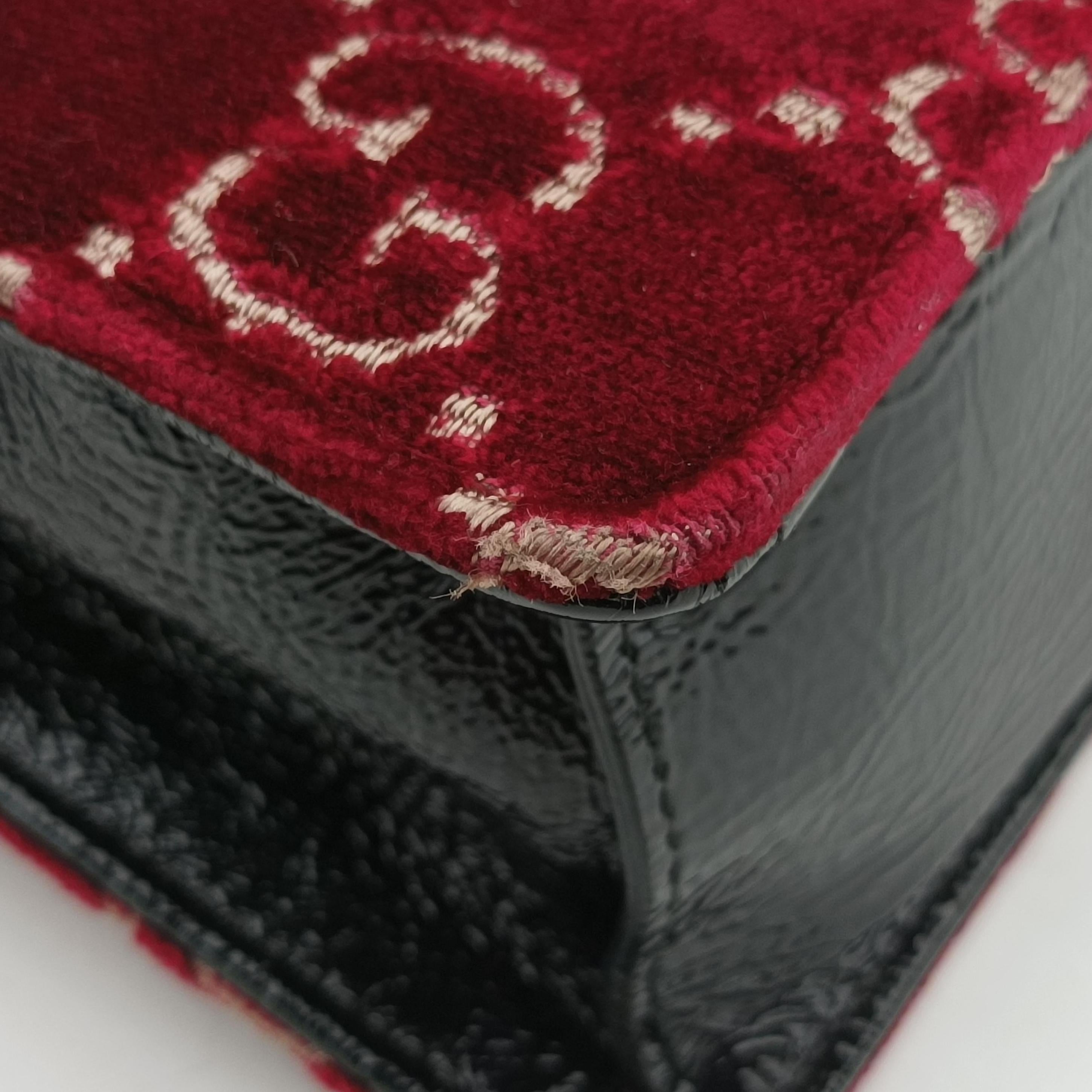 Pre-owned Gucci Dionysus Red×Black velour 476432 shoulderbag | stylenewstar