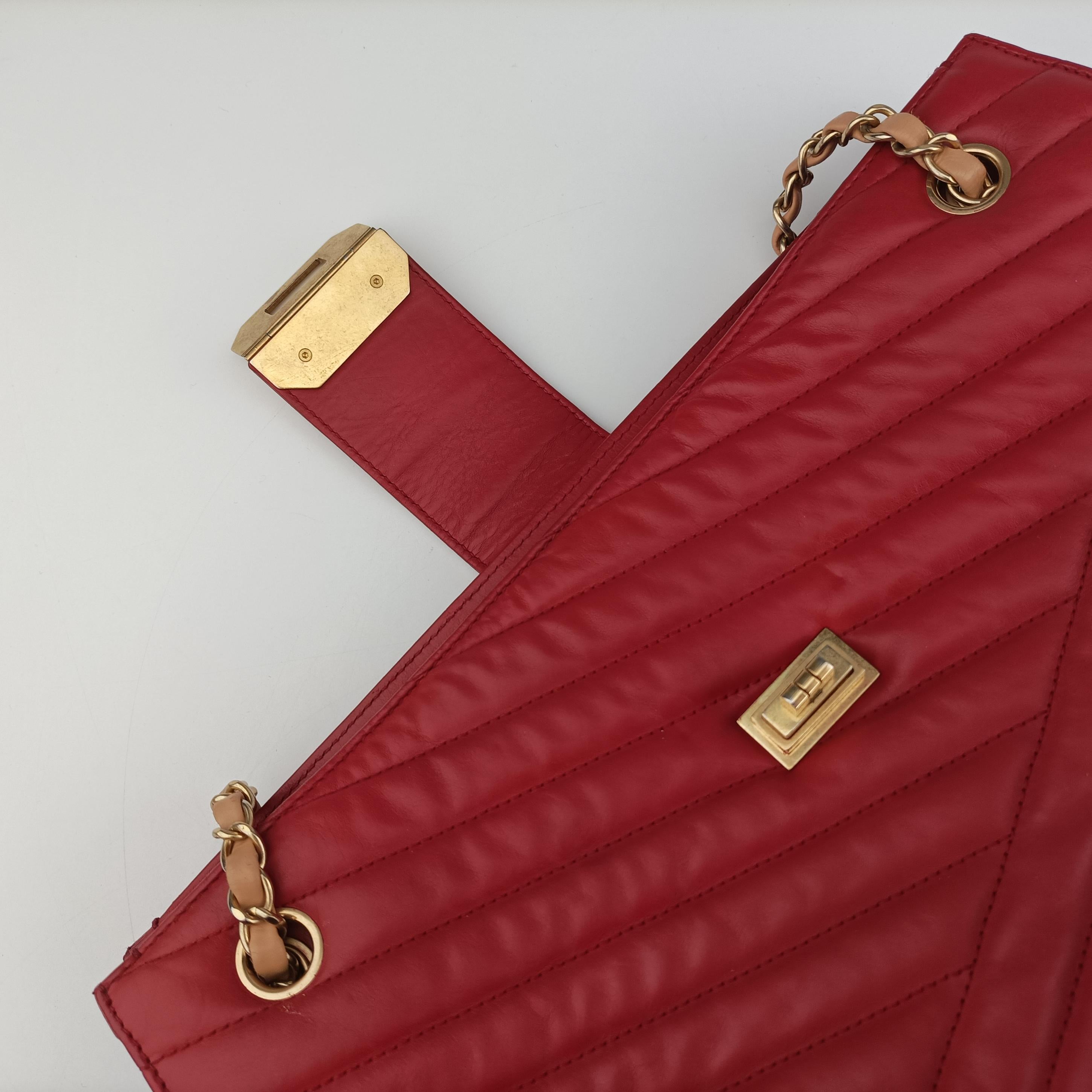 Pre-owned Chanel gabrielle Accordion Tote Red Leather A66841 shoulderbag | stylenewstar