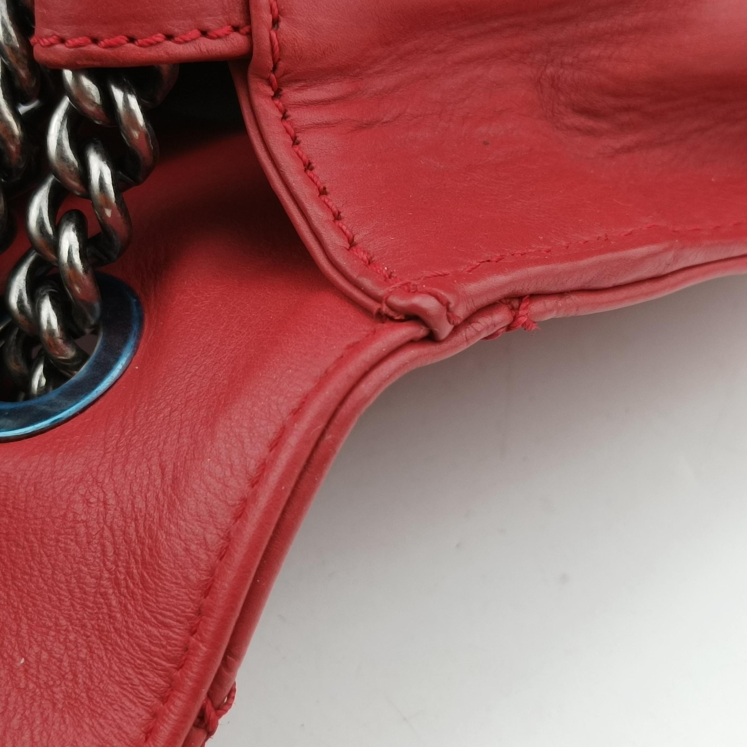 Pre-owned Chanel 2.55 Matelasse Red Leather A66985 shoulderbag | stylenewstar