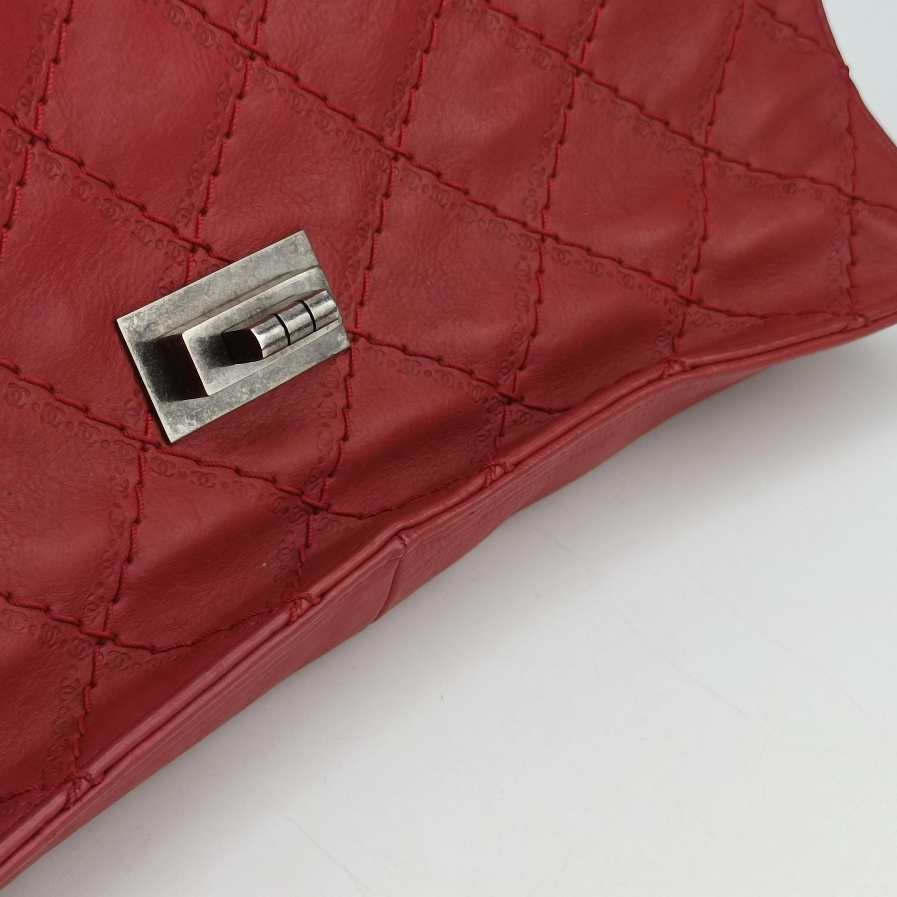 Pre-owned Chanel 2.55 Matelasse Red Leather A66985 shoulderbag | stylenewstar