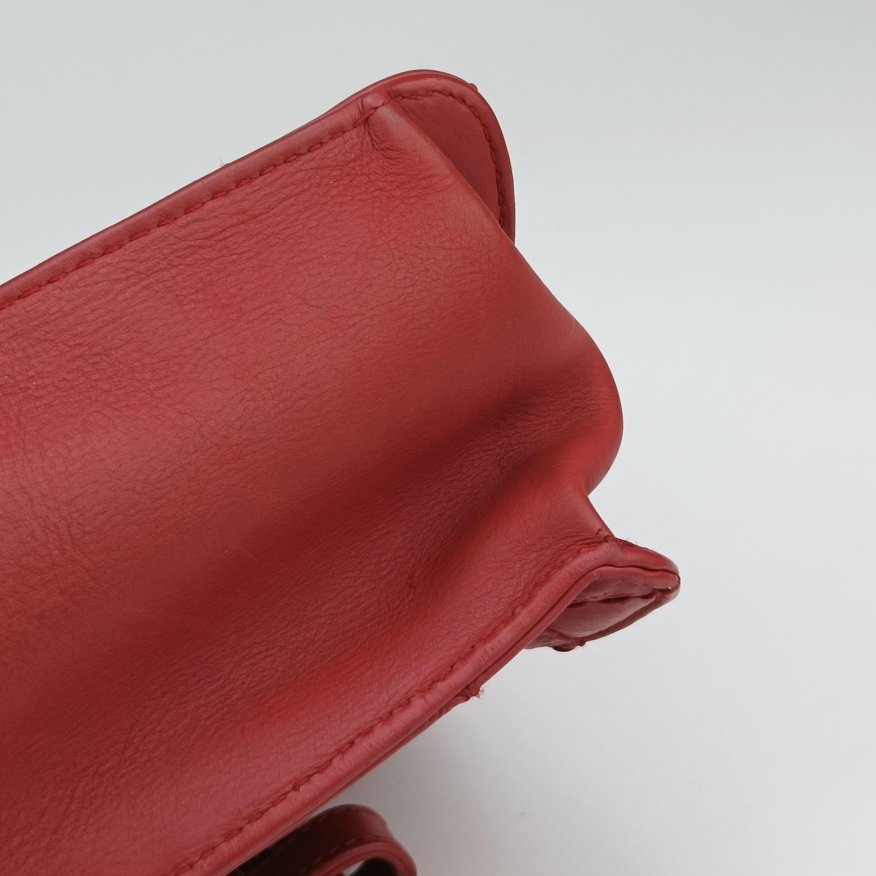 Pre-owned Chanel 2.55 Matelasse Red Leather A66985 shoulderbag | stylenewstar
