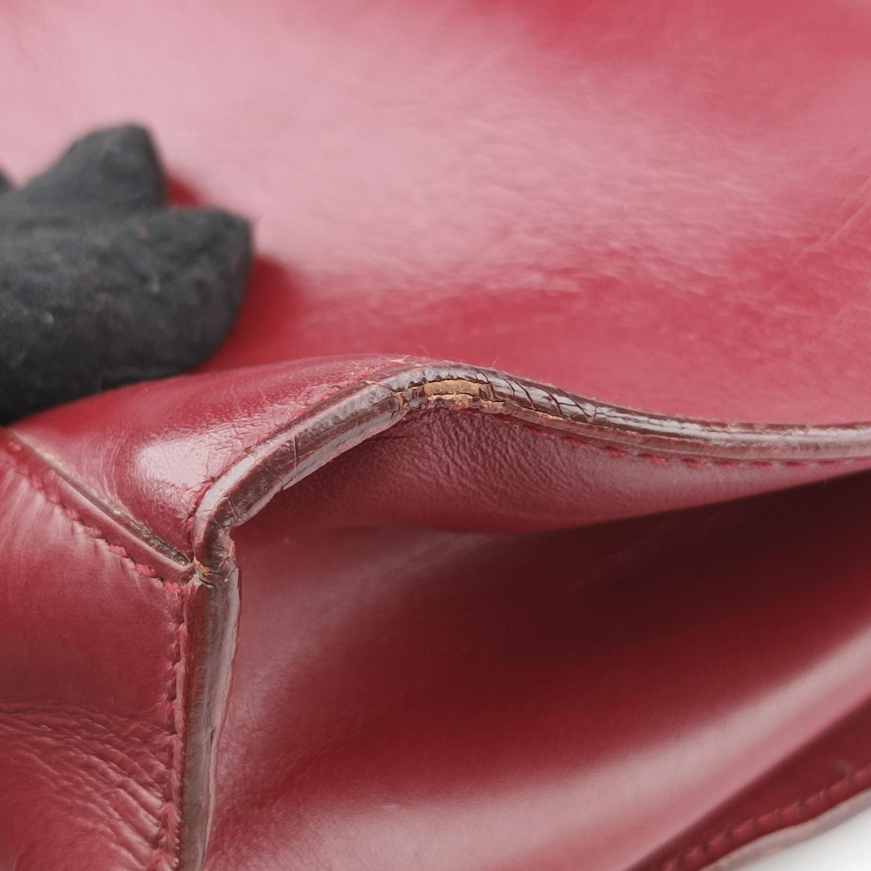 Pre-owned Prada Re-Edition 1995 Red Brushed  leather  shoulderbag | stylenewstar