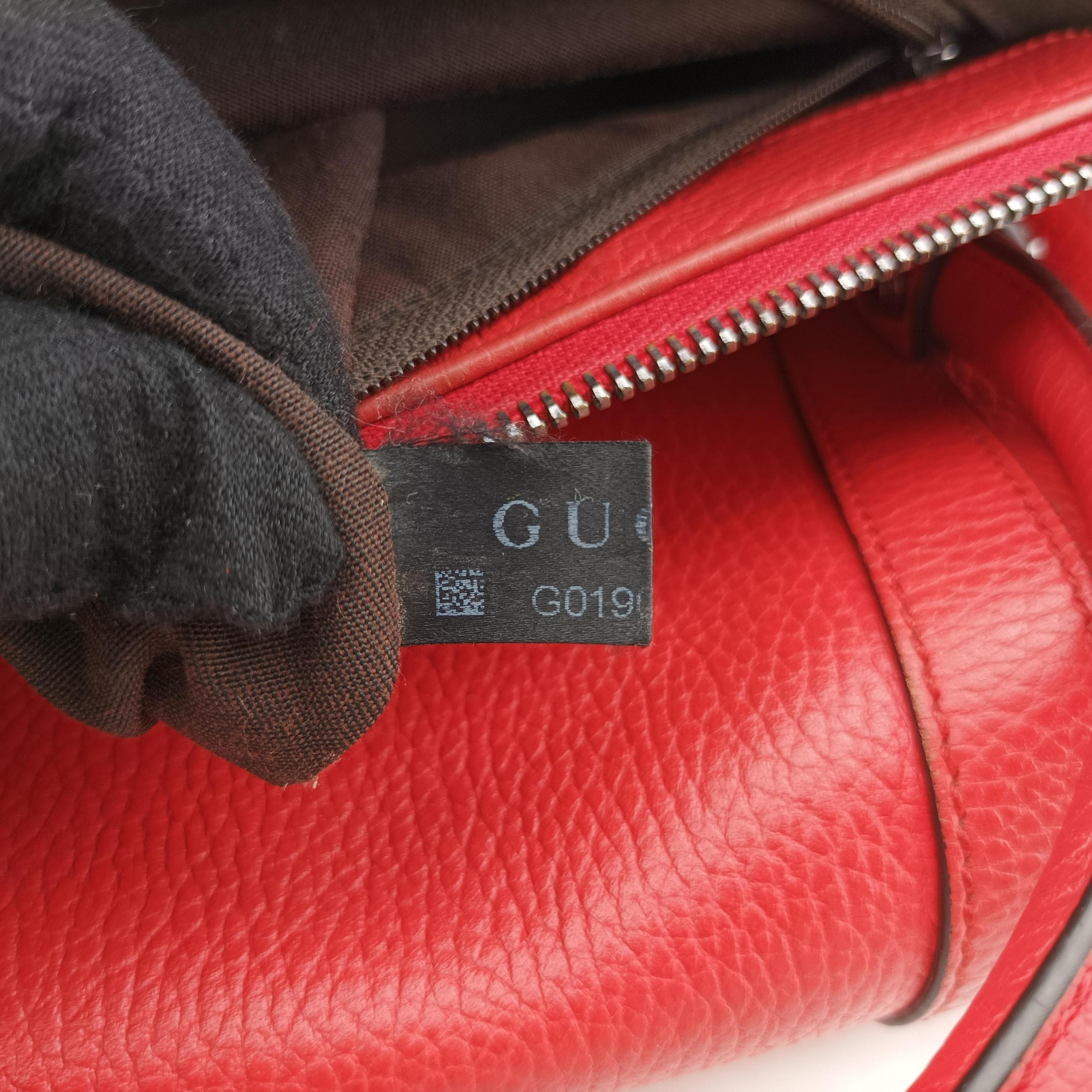 Pre-owned Gucci charm dome Red Leather 341503 shoulderbag | stylenewstar