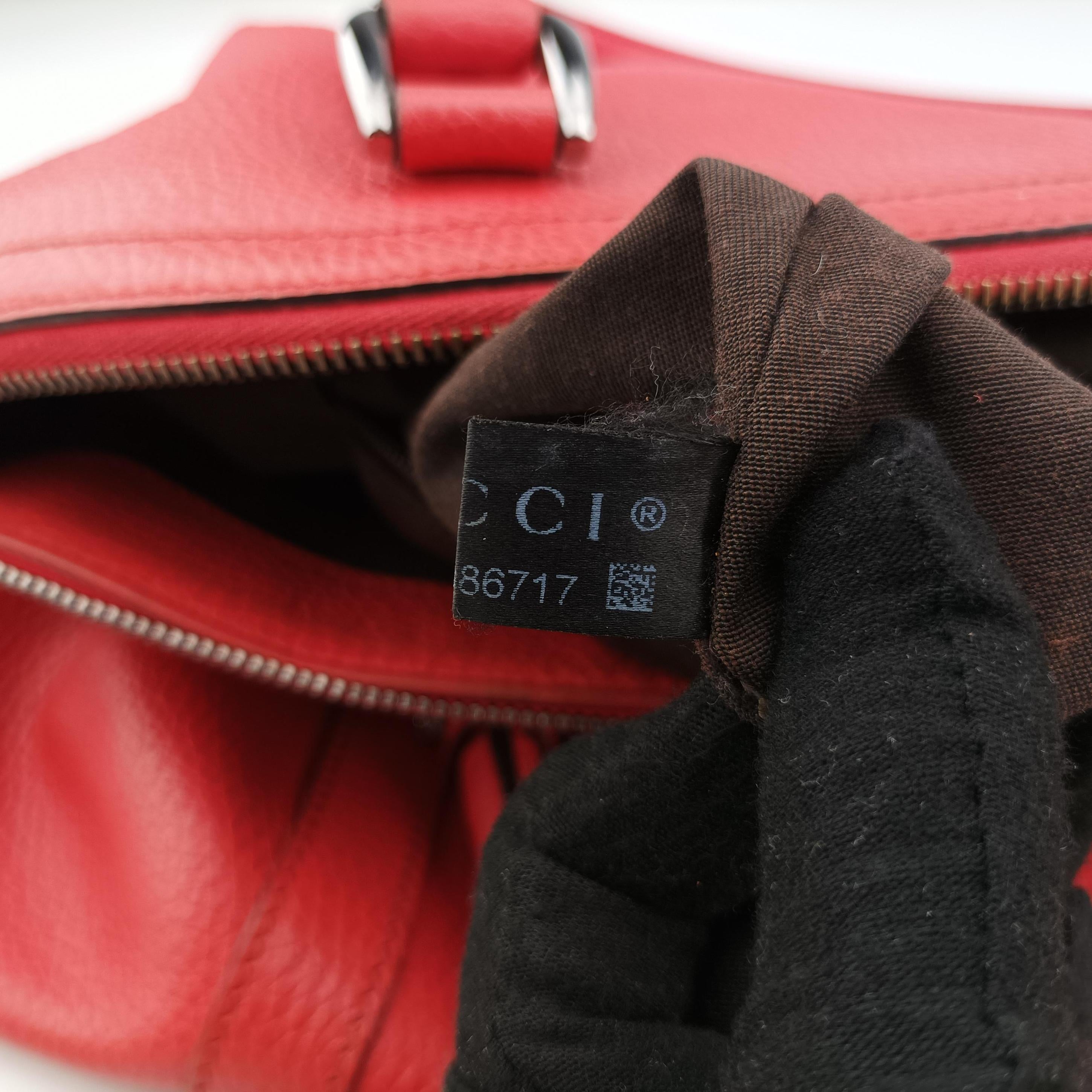Pre-owned Gucci charm dome Red Leather 341503 shoulderbag | stylenewstar