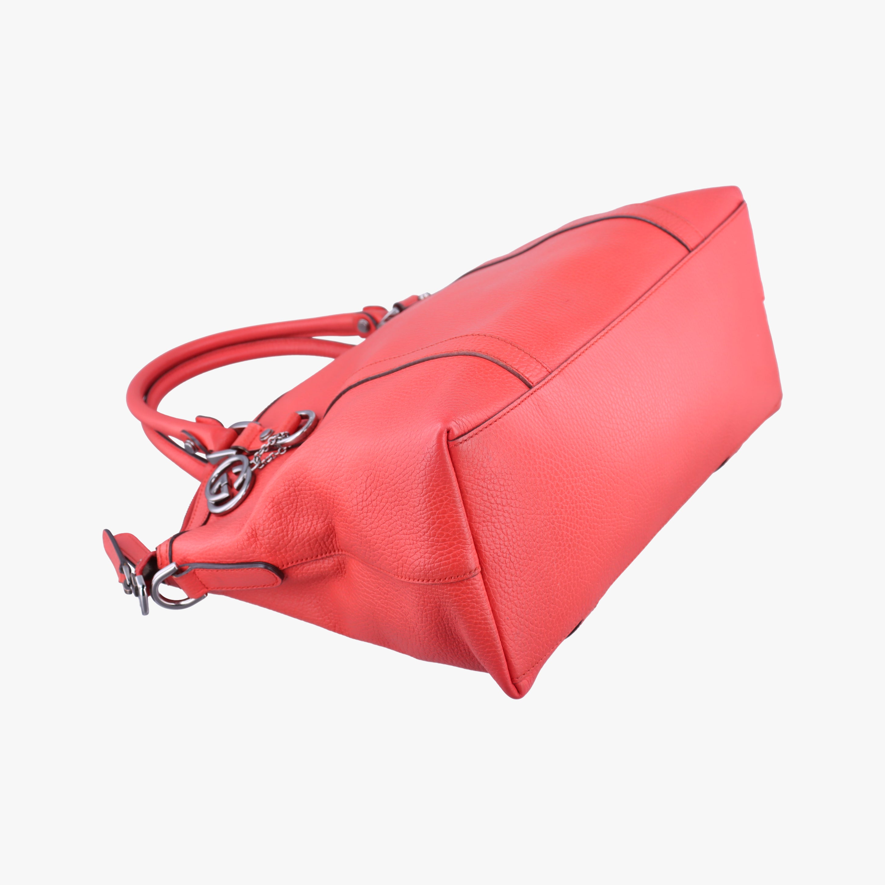 Pre-owned Gucci charm dome Red Leather 341503 shoulderbag | stylenewstar