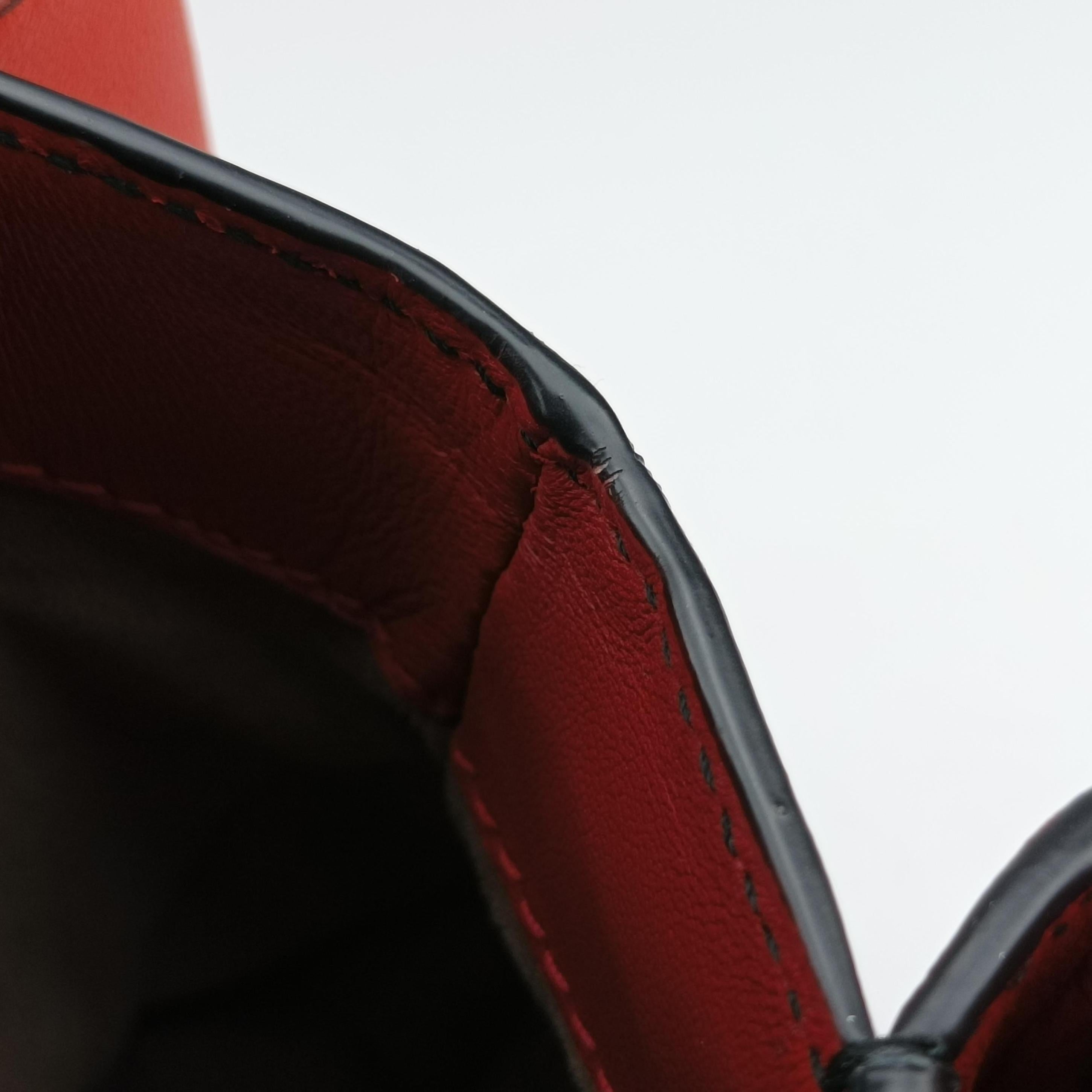 Vintage Bottega Veneta Piazza Burgundy×Red leather  shoulderbag | stylenewstar