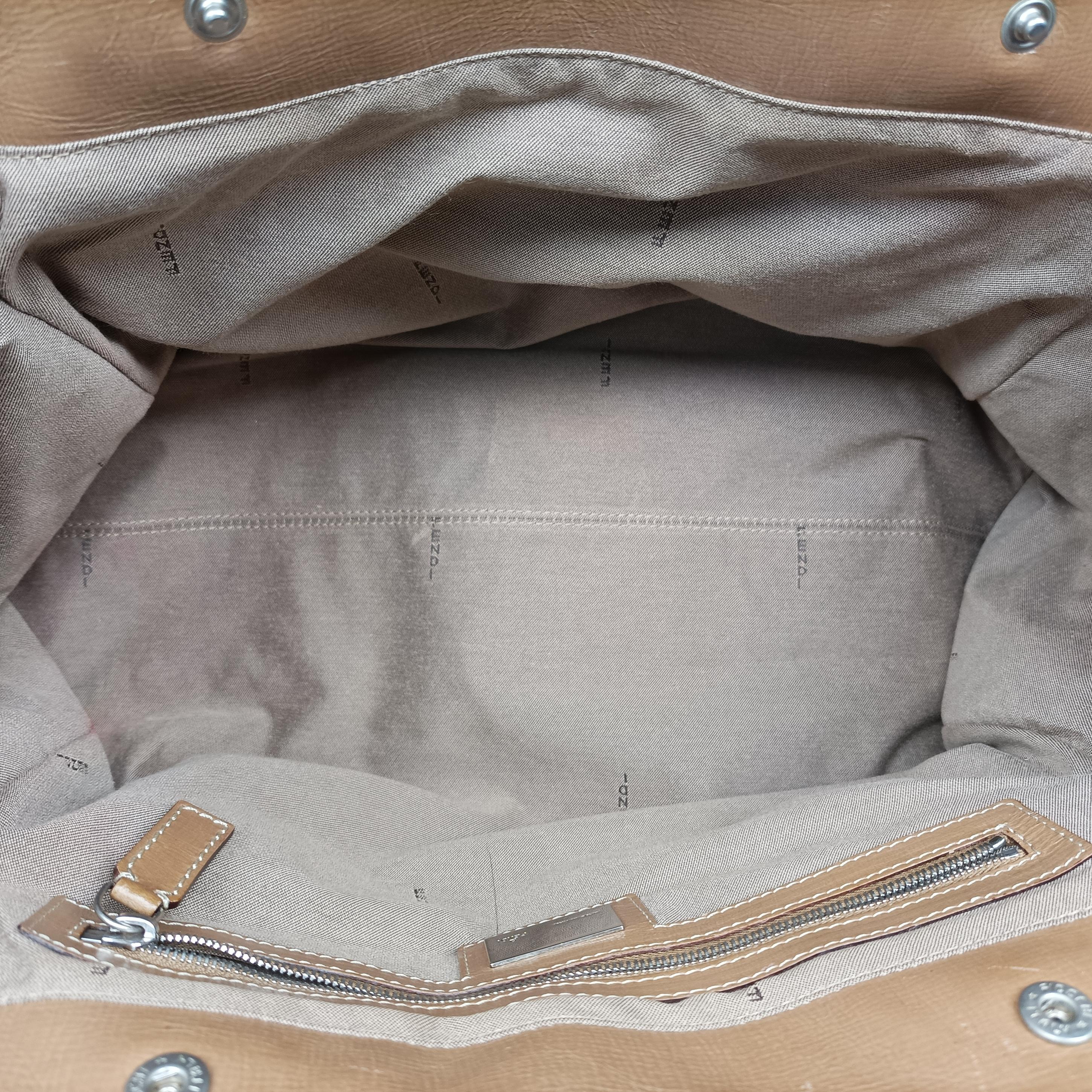 Pre-owned Fendi Etniko Brown Leather 8BN162 handbag | stylenewstar