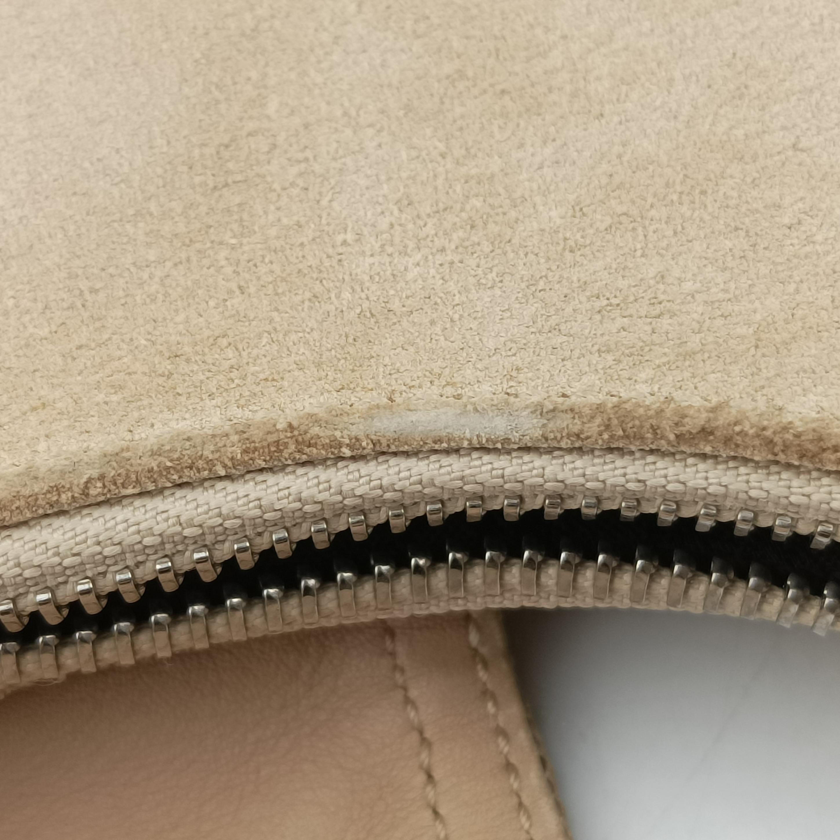 Pre-owned Christian Dior Admit It Beige suede  shoulderbag | stylenewstar