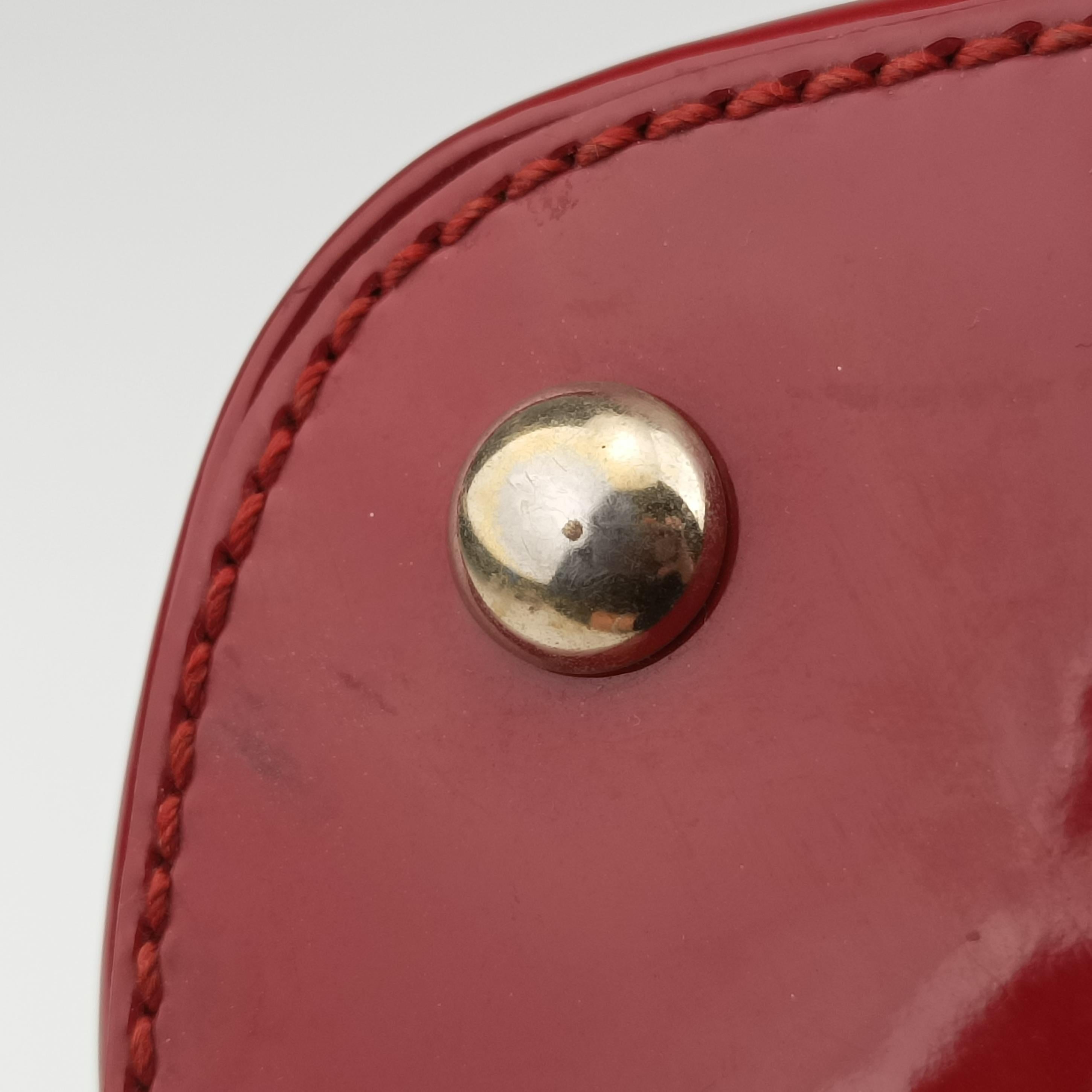 Pre-owned Gucci Microguccissima Red Patent 309617 shoulderbag | stylenewstar