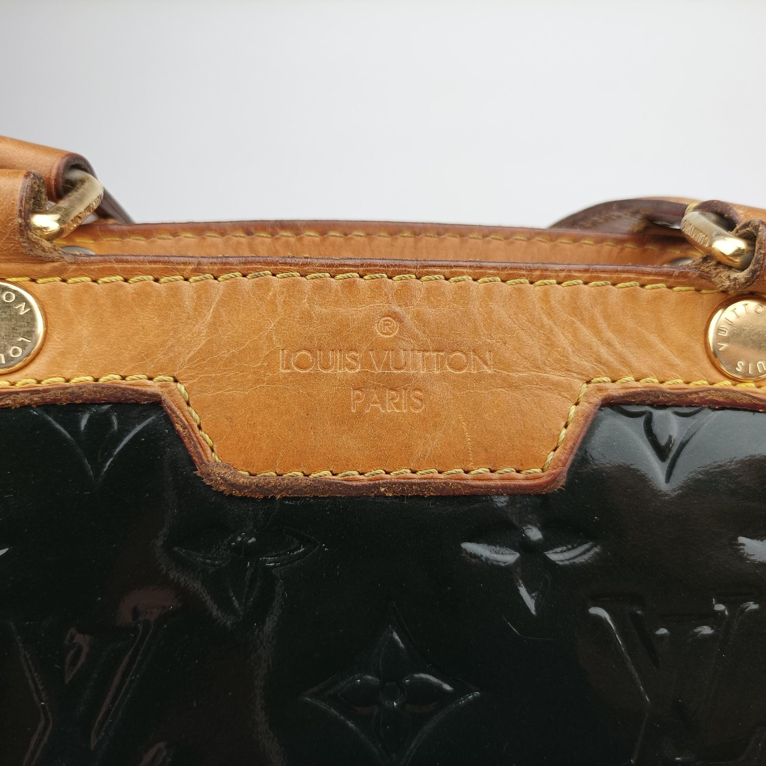 Pre-owned Louis Vuitton Brea MM granblue Vernis M90054 shoulderbag | stylenewstar