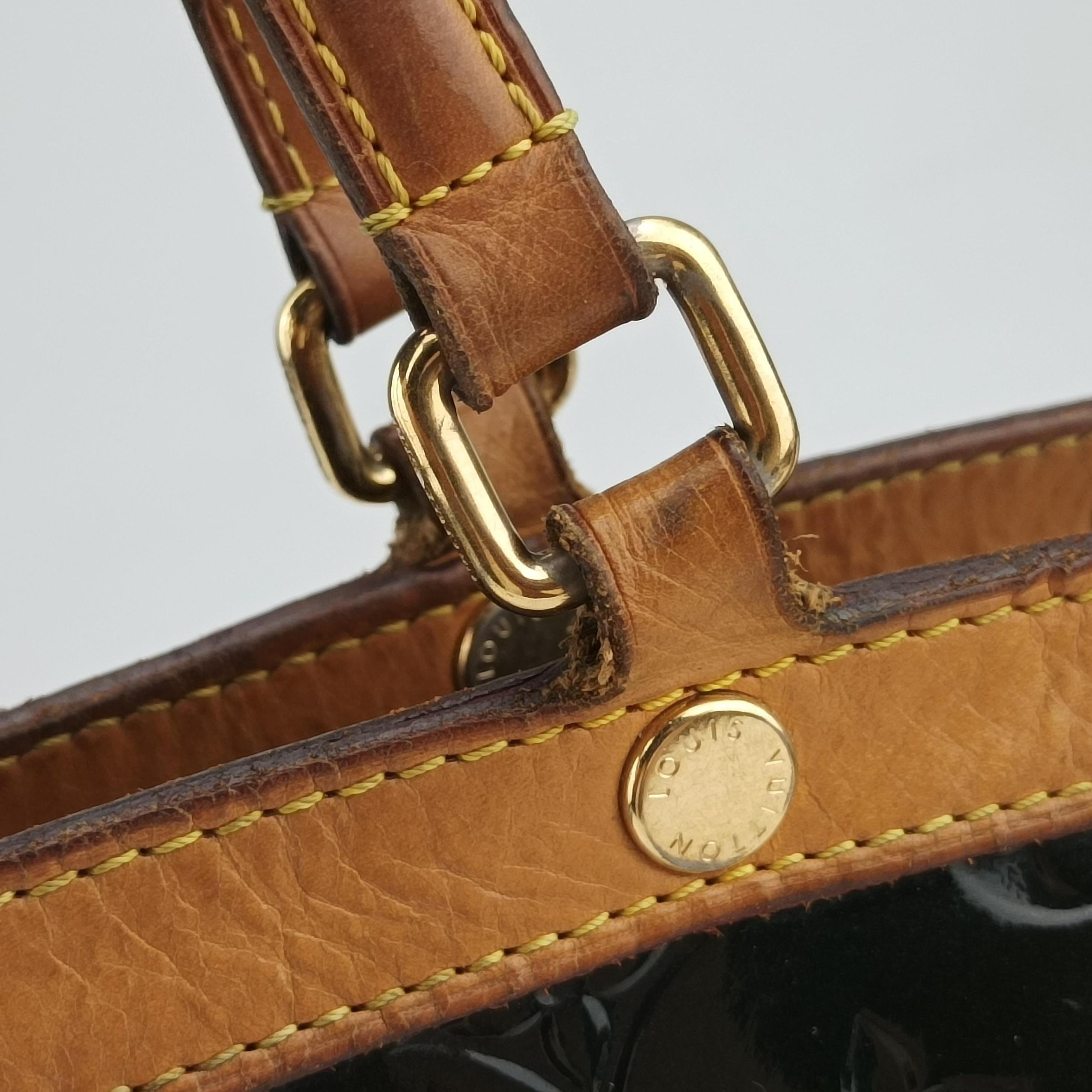 Pre-owned Louis Vuitton Brea MM granblue Vernis M90054 shoulderbag | stylenewstar