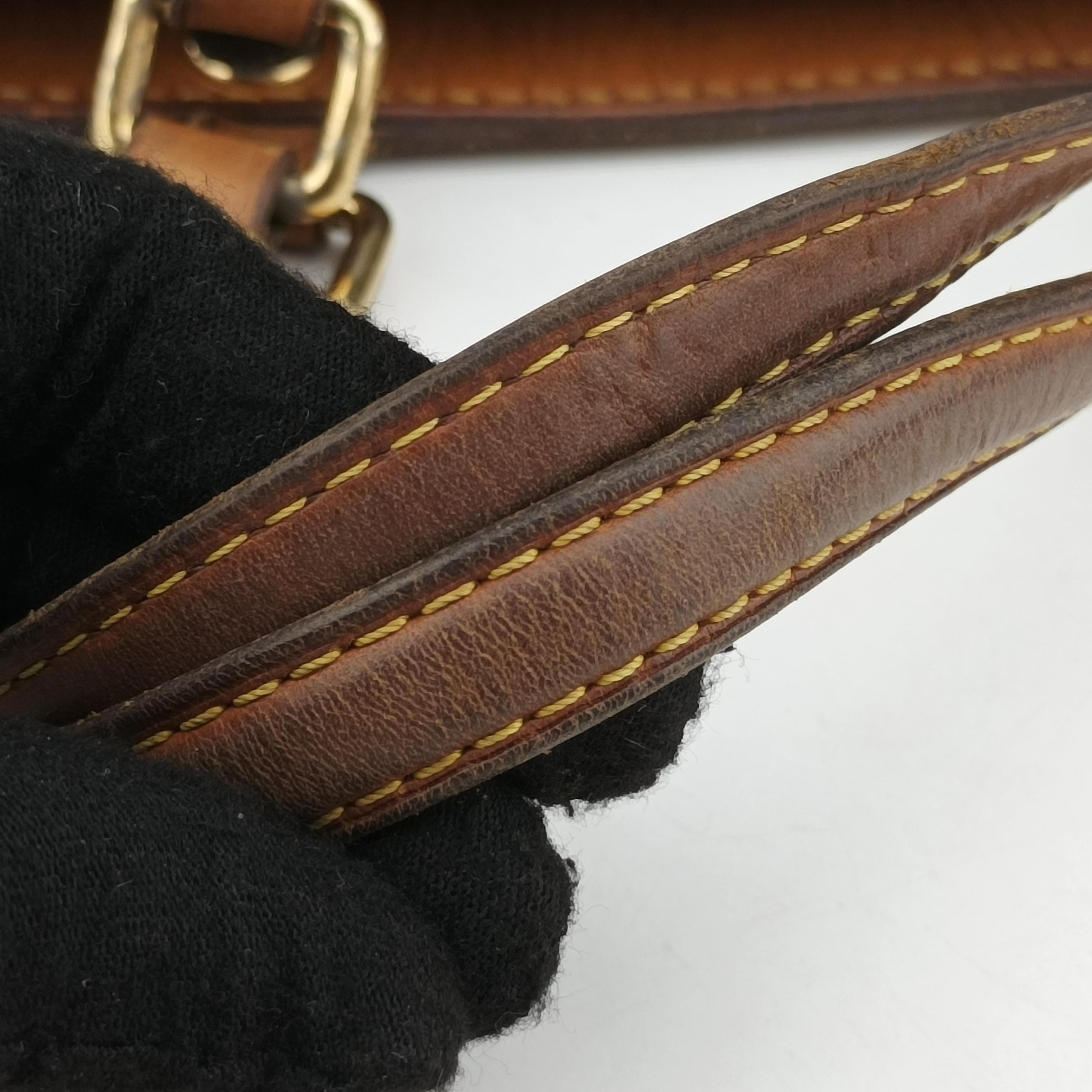 Pre-owned Louis Vuitton Brea MM granblue Vernis M90054 shoulderbag | stylenewstar