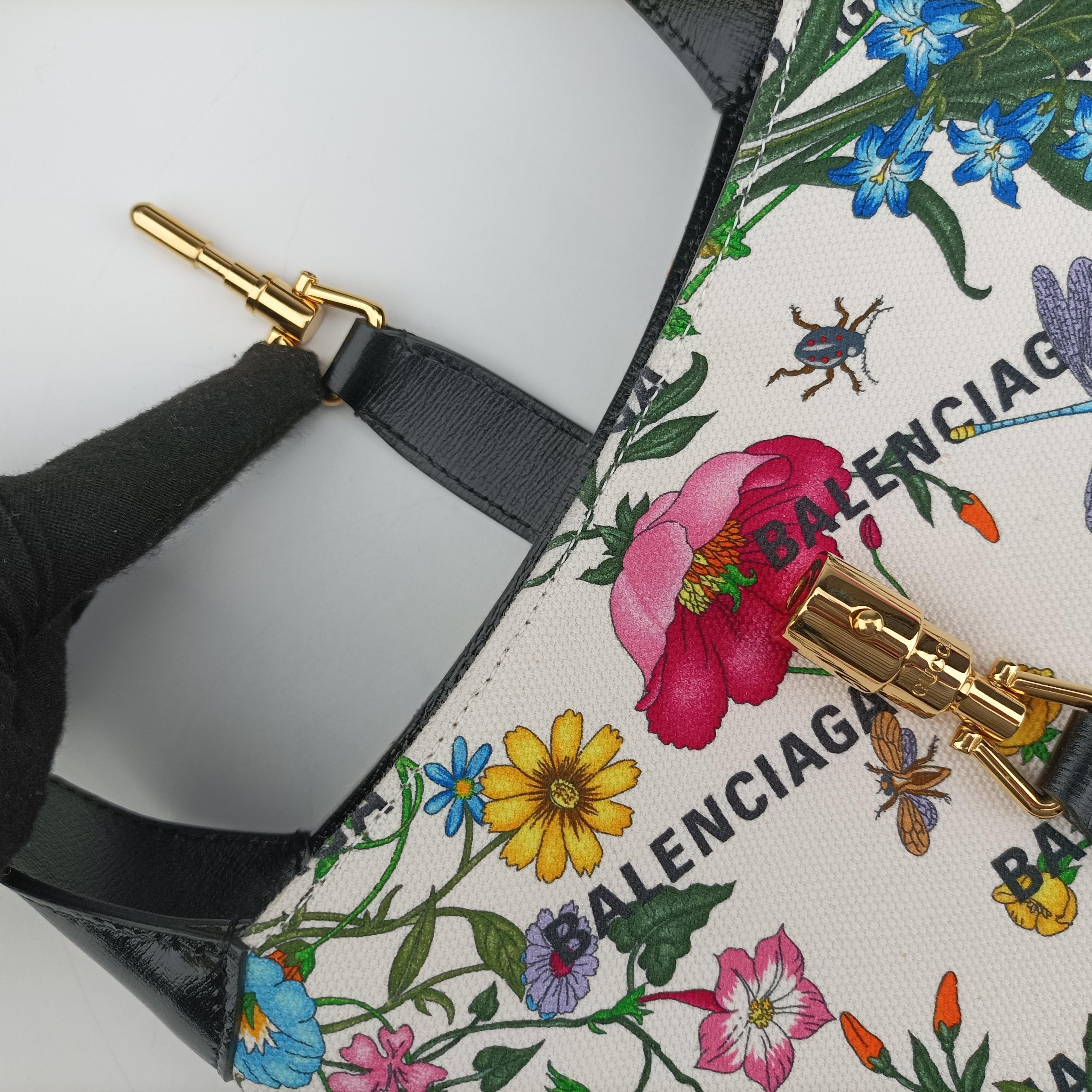 Secondhand Gucci Balenciaga collaboration The Hacker Project Jackie 1961 White×Black×Multicolour canvas×leather 636706 shoulderbag | stylenewstar